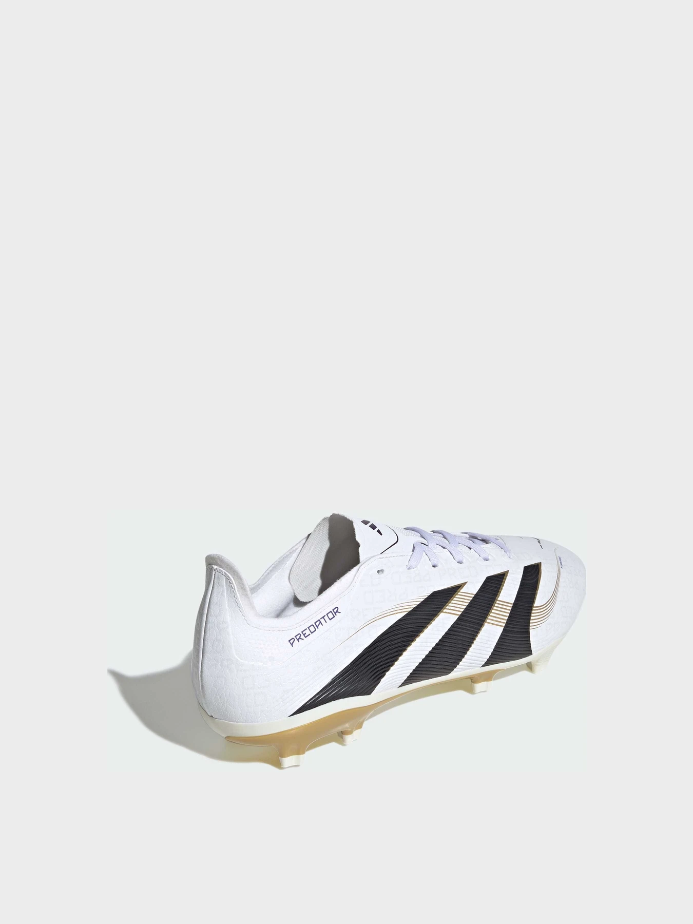 Кроссовки Adidas Predator модель JI1116 Кроссовки Adidas Predator модель JI1116 Фото