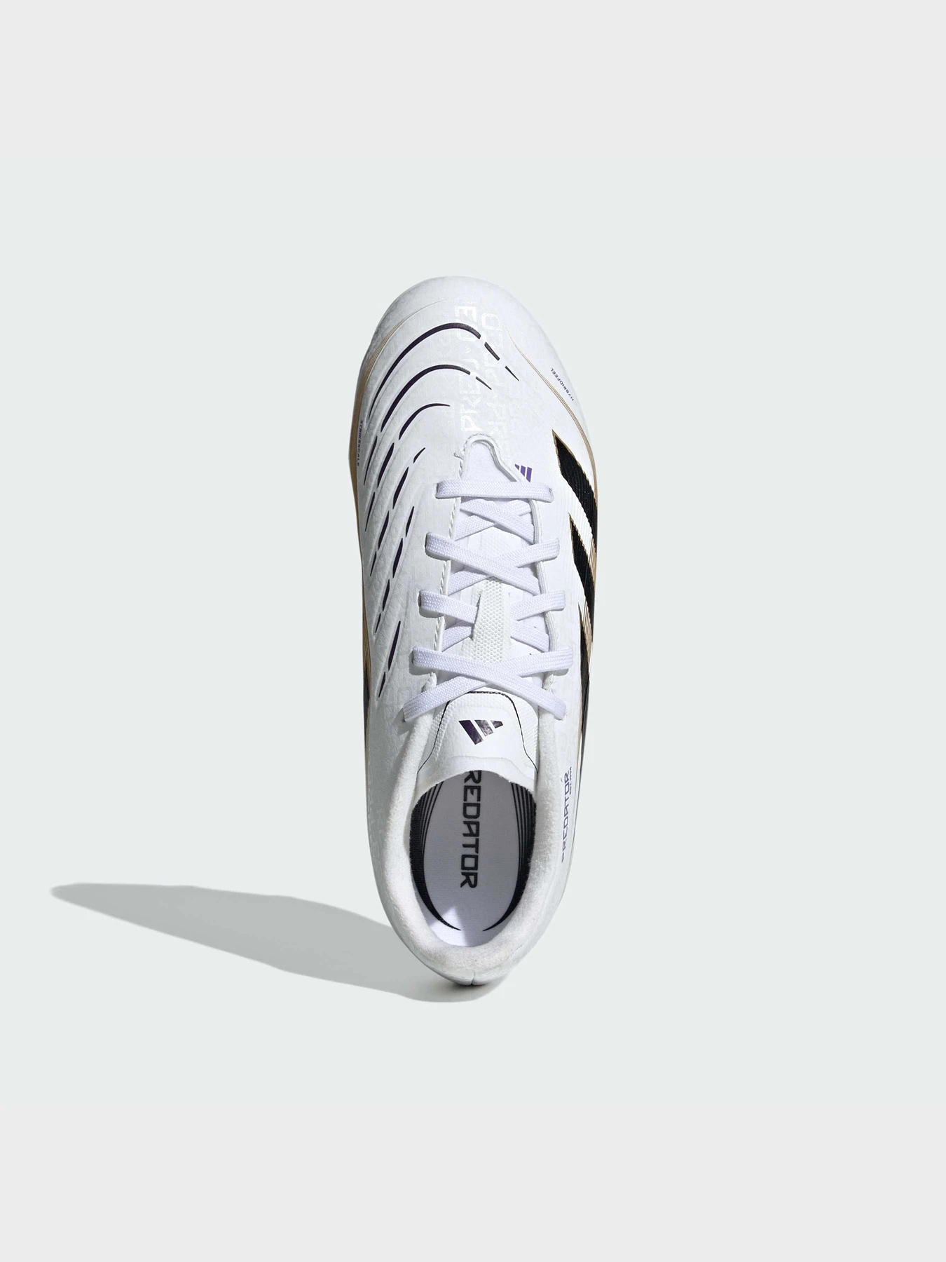 Кроссовки Adidas Predator модель JI1124 Кроссовки Adidas Predator модель JI1124 Фото