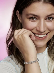 Класичні PANDORA Me модель 799660C02 Фото