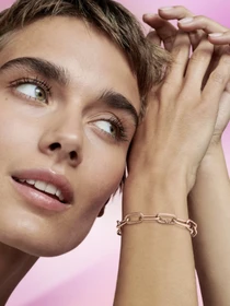 Класичні PANDORA Me модель 789686C00 Фото