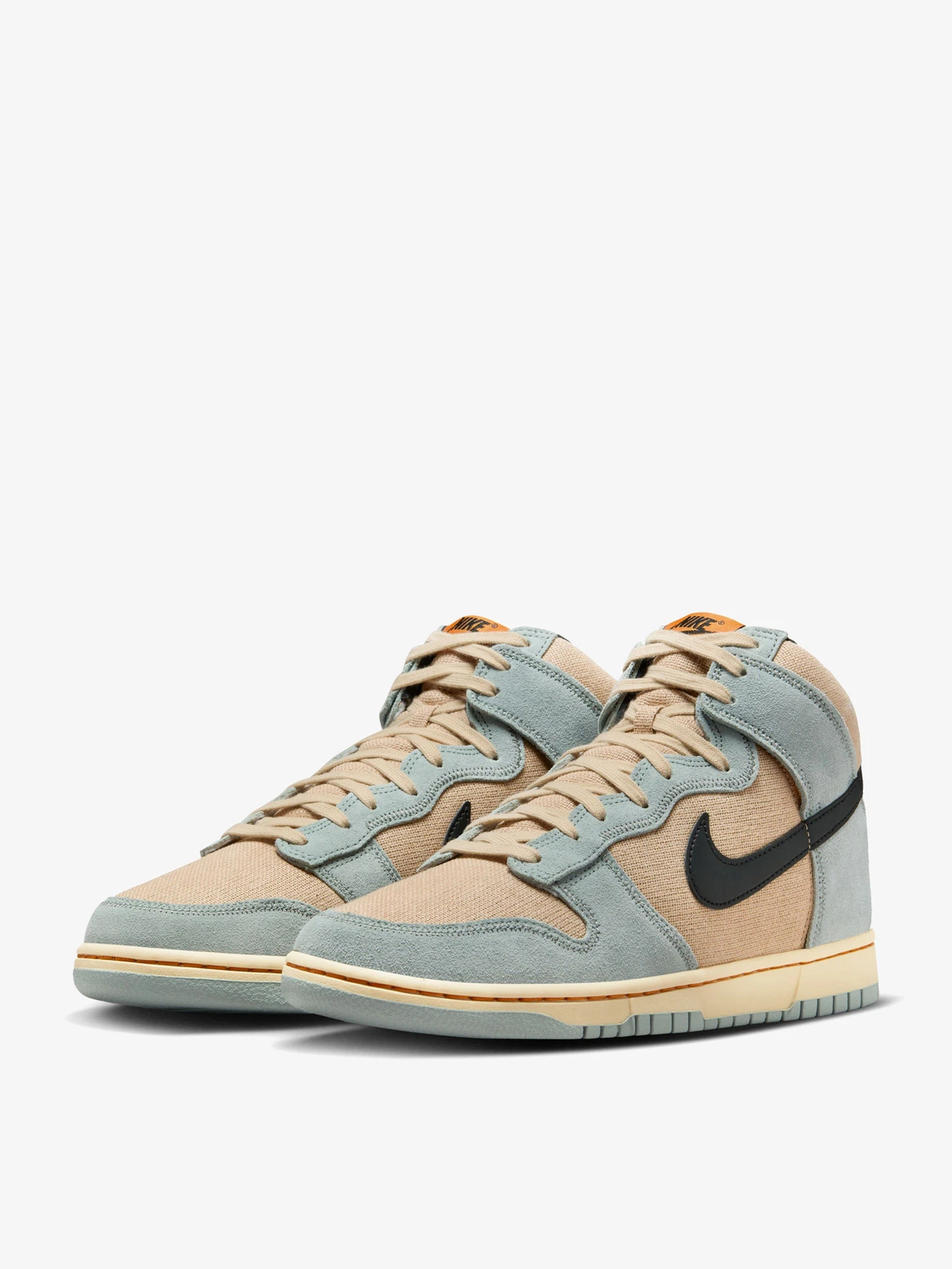 Кросівки NIKE модель FJ4191.200 Кросівки NIKE модель FJ4191.200 Фото