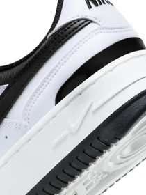 Кросівки NIKE модель DX9176.100 Фото