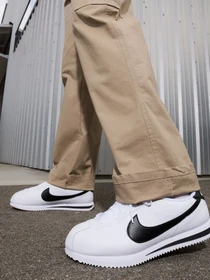 Кросівки NIKE модель DM4044.105 Фото