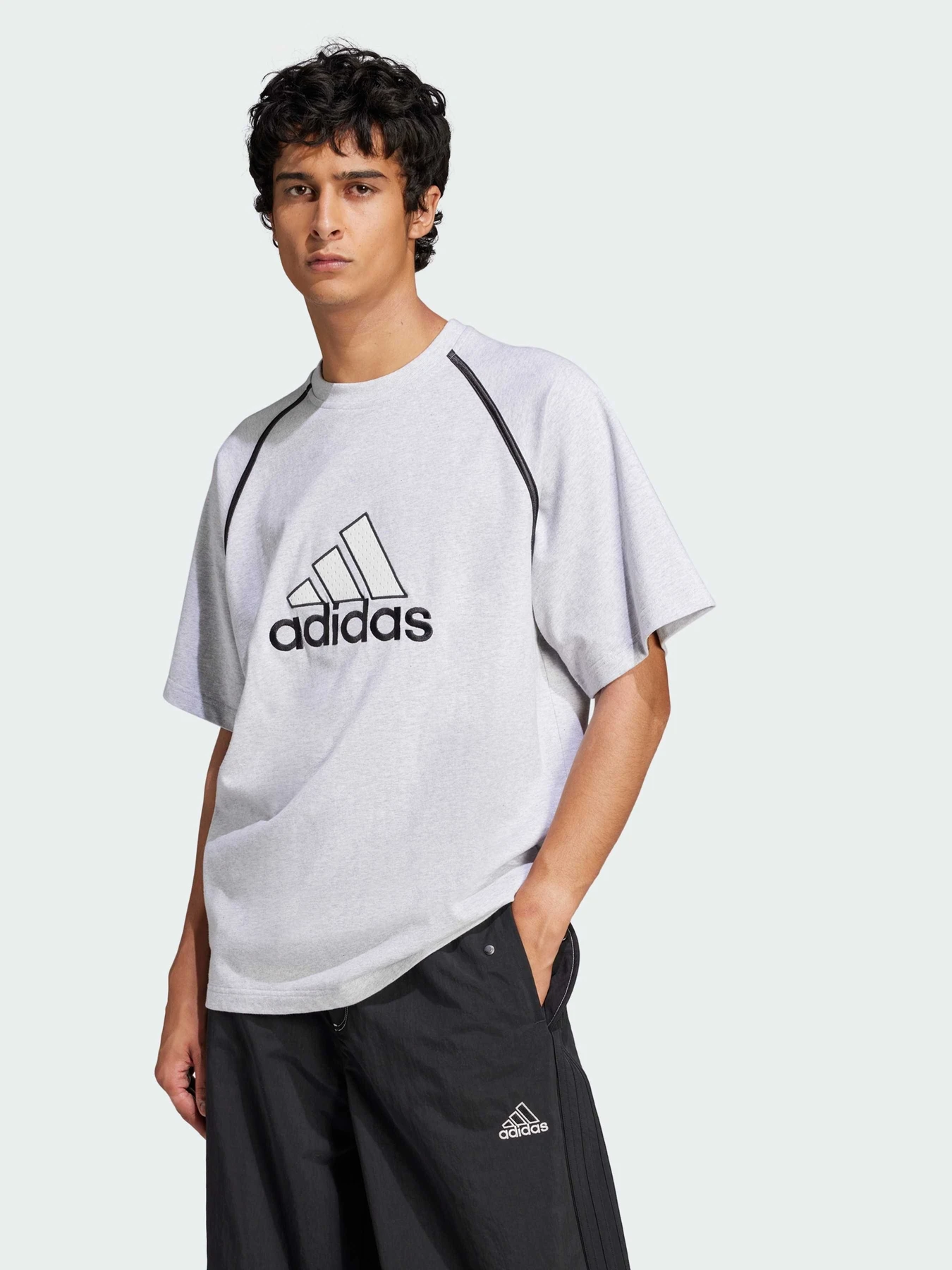 Футболки і поло Adidas модель IM7839 Фото