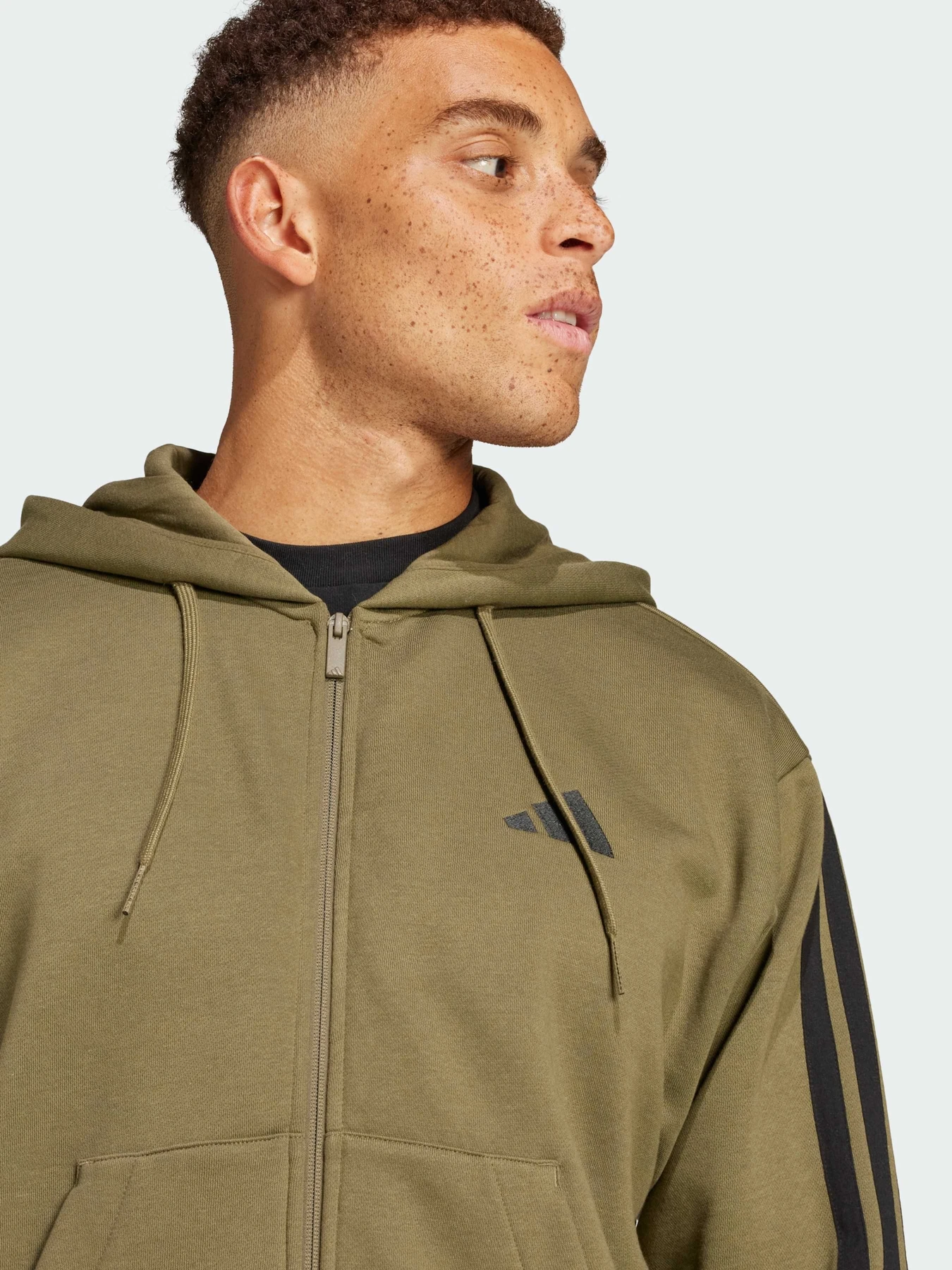 Худи и свитшоты Adidas модель JD1864 Худи и свитшоты Adidas модель JD1864 Фото