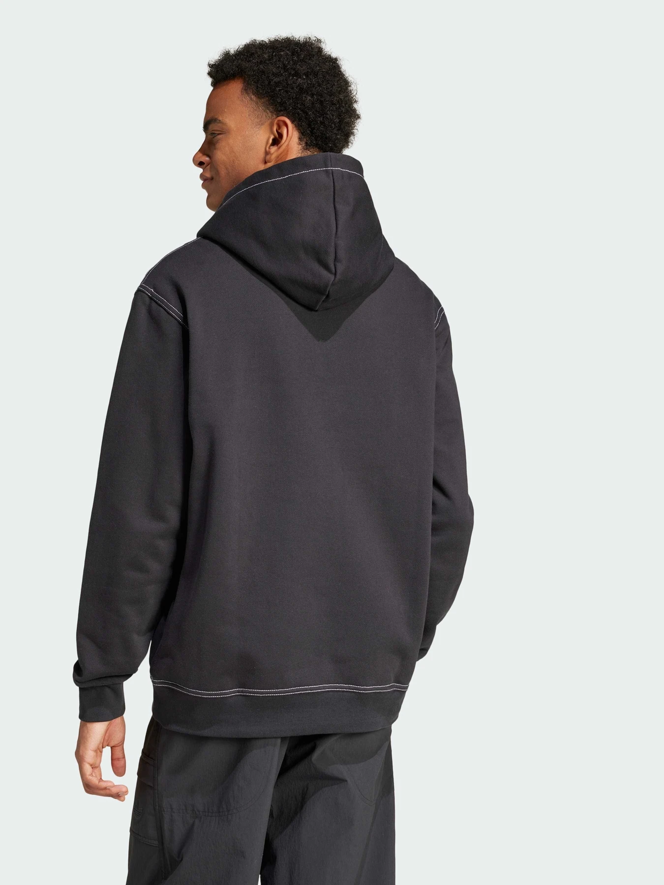 Худи и свитшоты Adidas Graphics модель JP4483 Худи и свитшоты Adidas Graphics модель JP4483 Фото