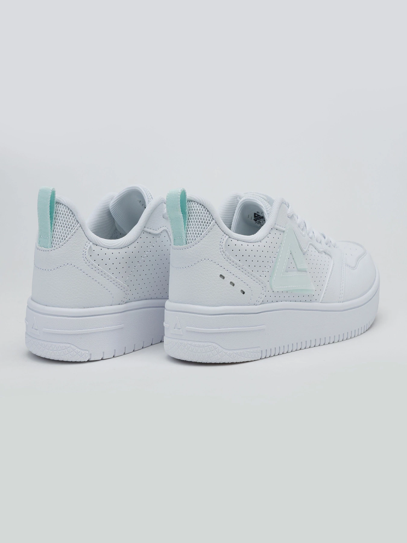 Кеды Peak модель E242448B-WHI Кеды Peak модель E242448B-WHI Фото