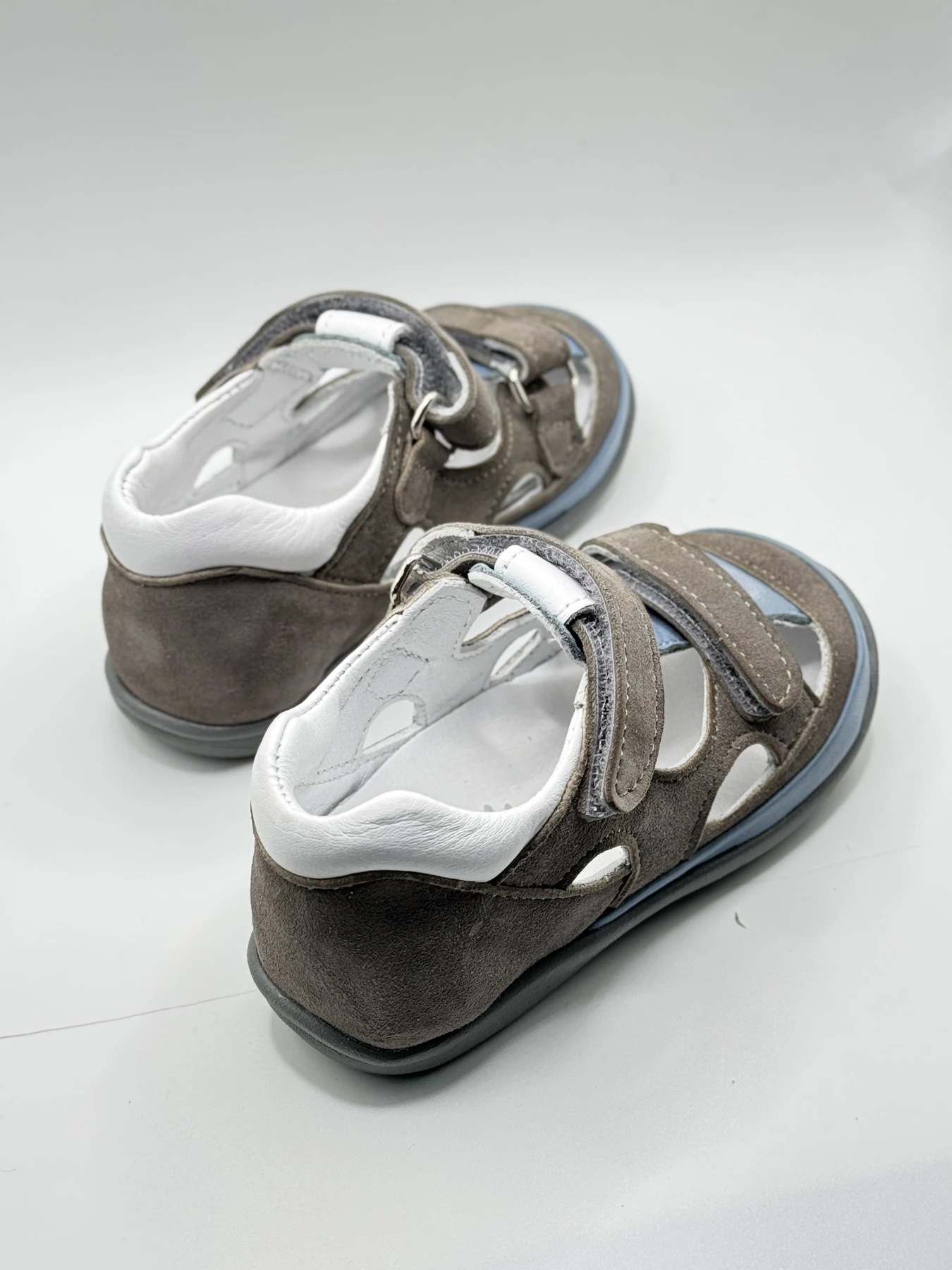 Сандалии Perlina модель 60grey Фото
