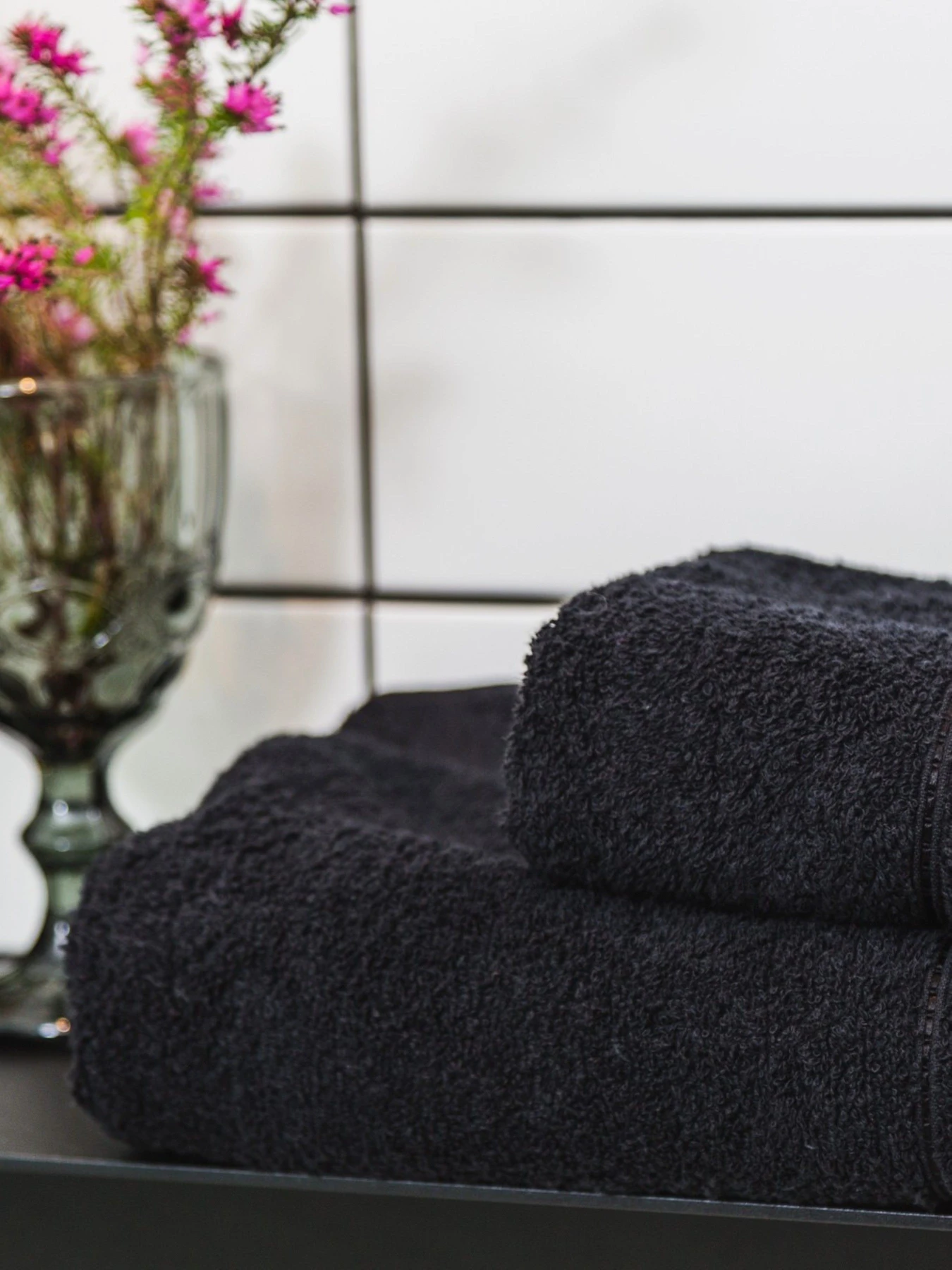 Полотенце махровое с бортом высокой плотности Black Ecotton модель 24404 Полотенце махровое с бортом высокой плотности Black Ecotton модель 24404 Фото