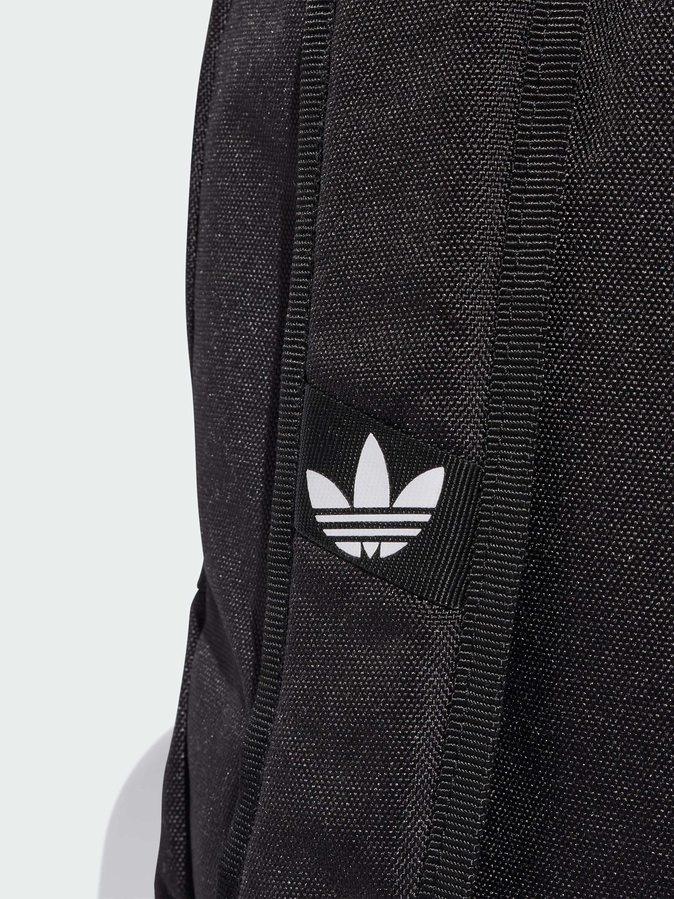 Рюкзаки Adidas Adicolor модель JX0209 Рюкзаки Adidas Adicolor модель JX0209 Фото