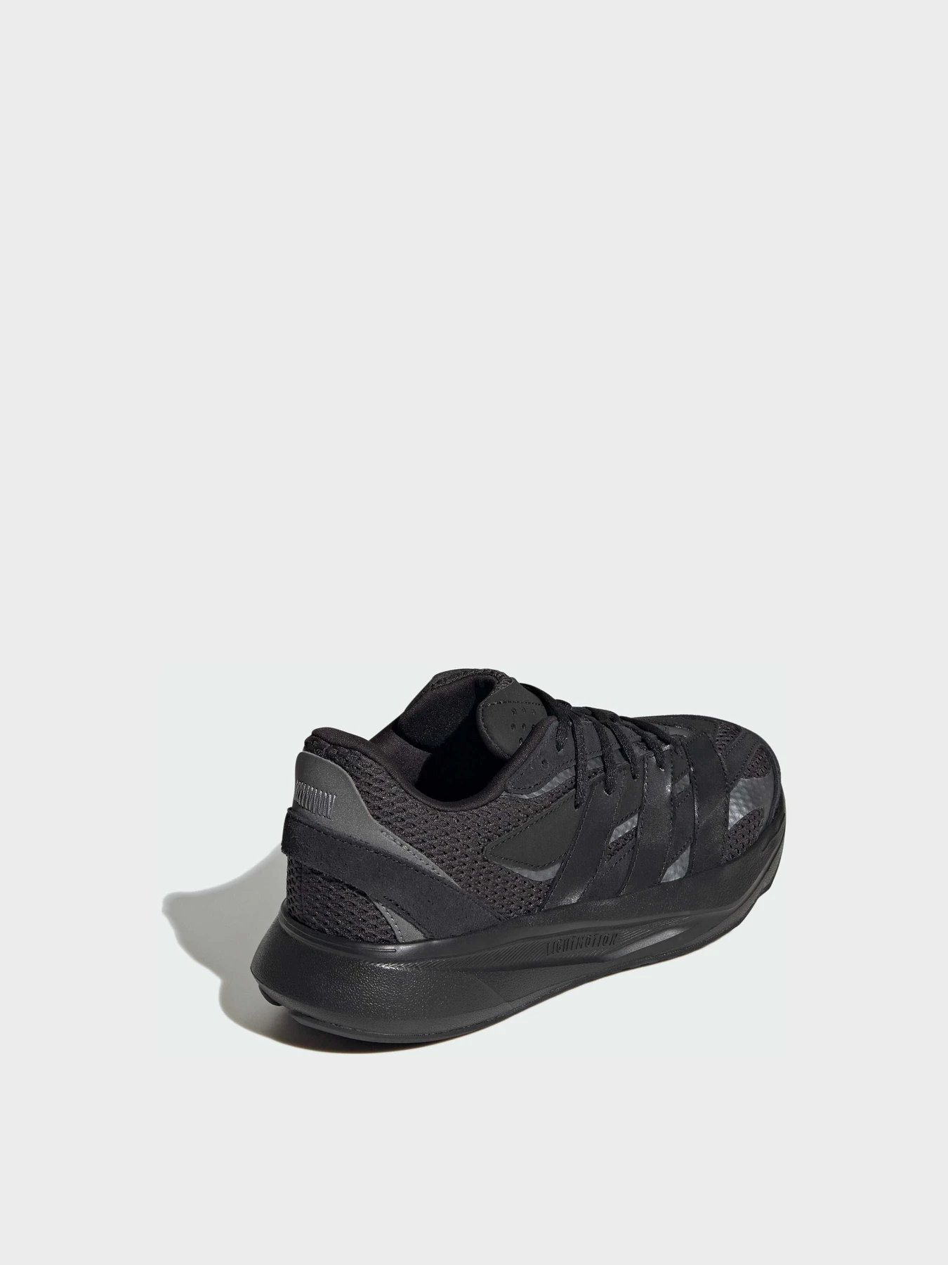 Кросівки Adidas модель JQ4757 Кросівки Adidas модель JQ4757 Фото
