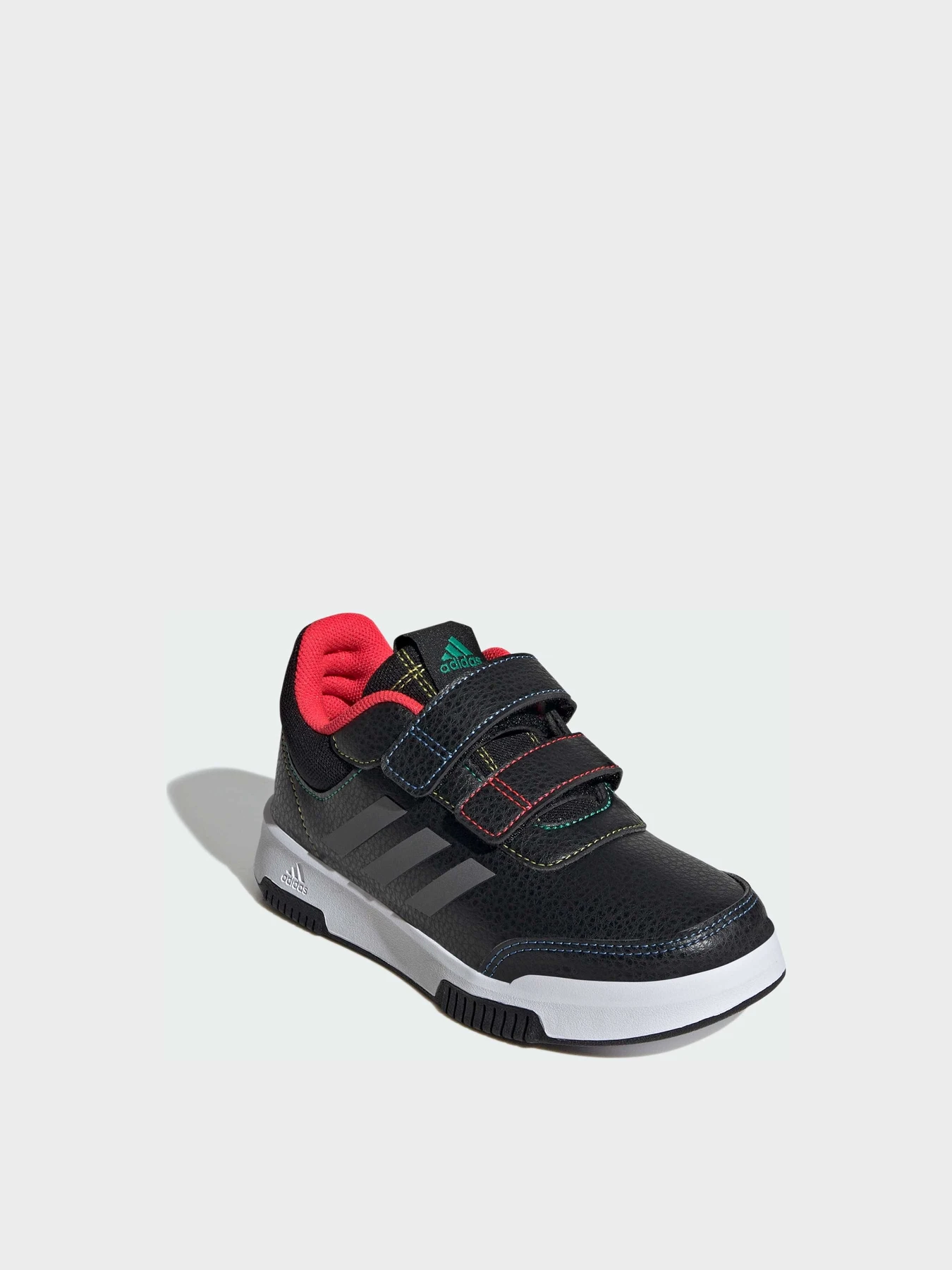 Кроссовки Adidas модель JQ2869 Кроссовки Adidas модель JQ2869 Фото