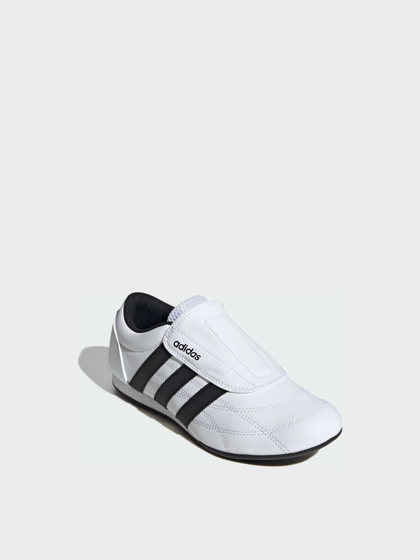 Кроссовки Adidas модель JS3870 Кроссовки Adidas модель JS3870 Фото