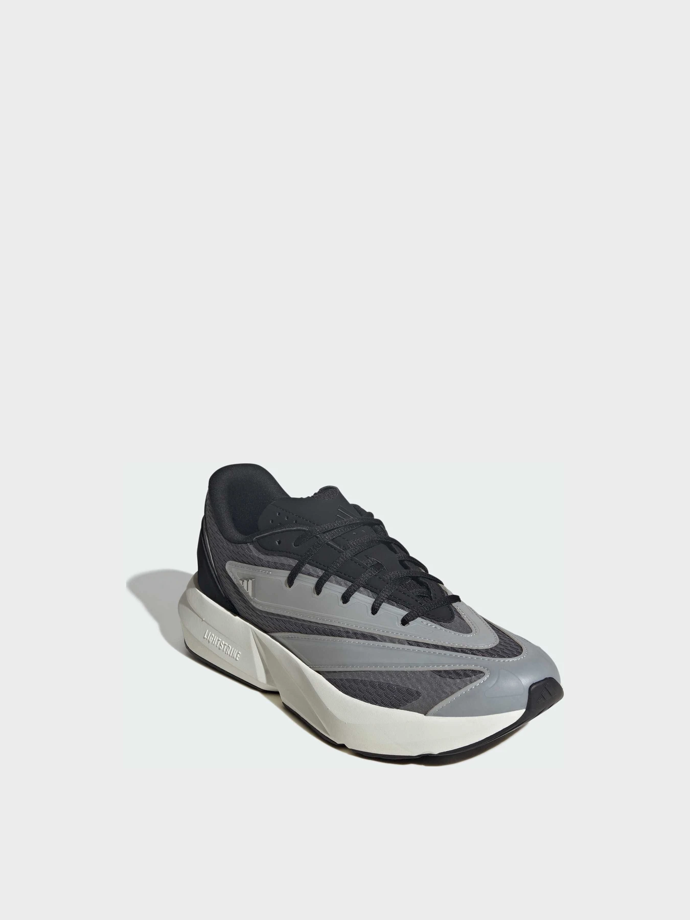 Кроссовки Adidas модель JS0913 Кроссовки Adidas модель JS0913 Фото
