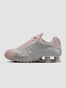 Кросівки NIKE Shox R4 модель AR3565-600 Фото
