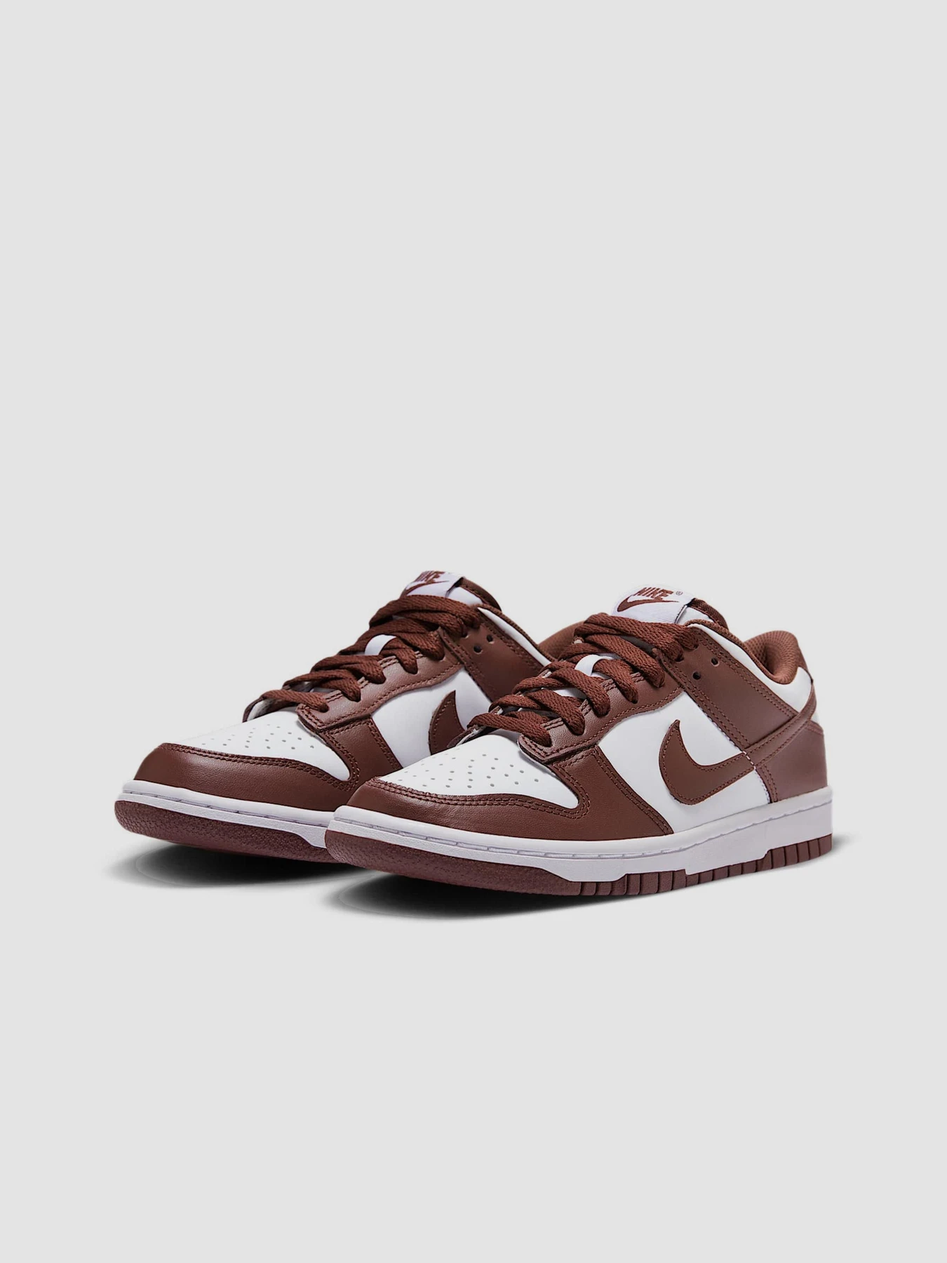Кросівки NIKE Dunk Low GS модель FB9109-115 Кросівки NIKE Dunk Low GS модель FB9109-115 Фото