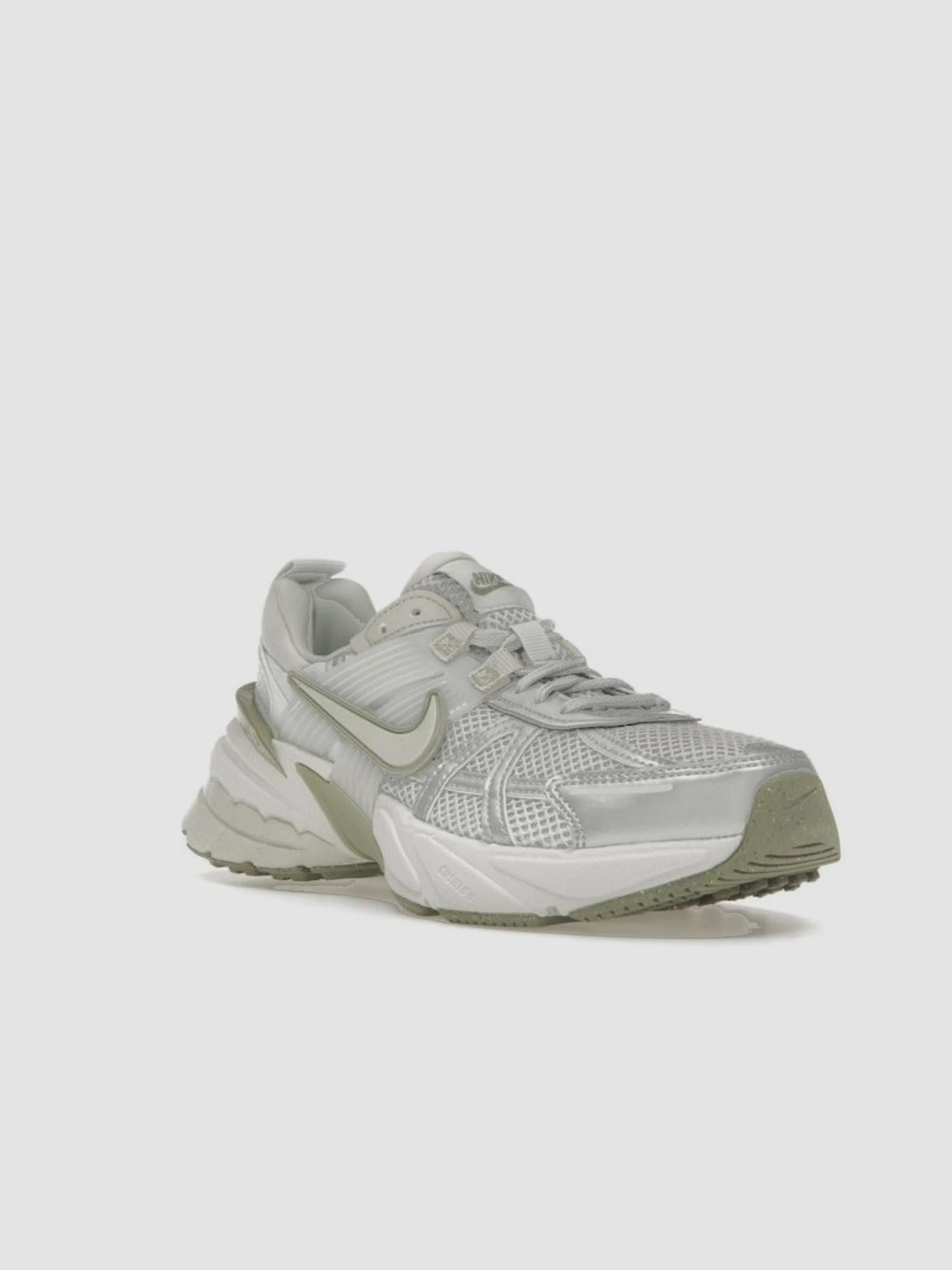 Кроссовки NIKE V2k Run модель FD0736-006 Кроссовки NIKE V2k Run модель FD0736-006 Фото