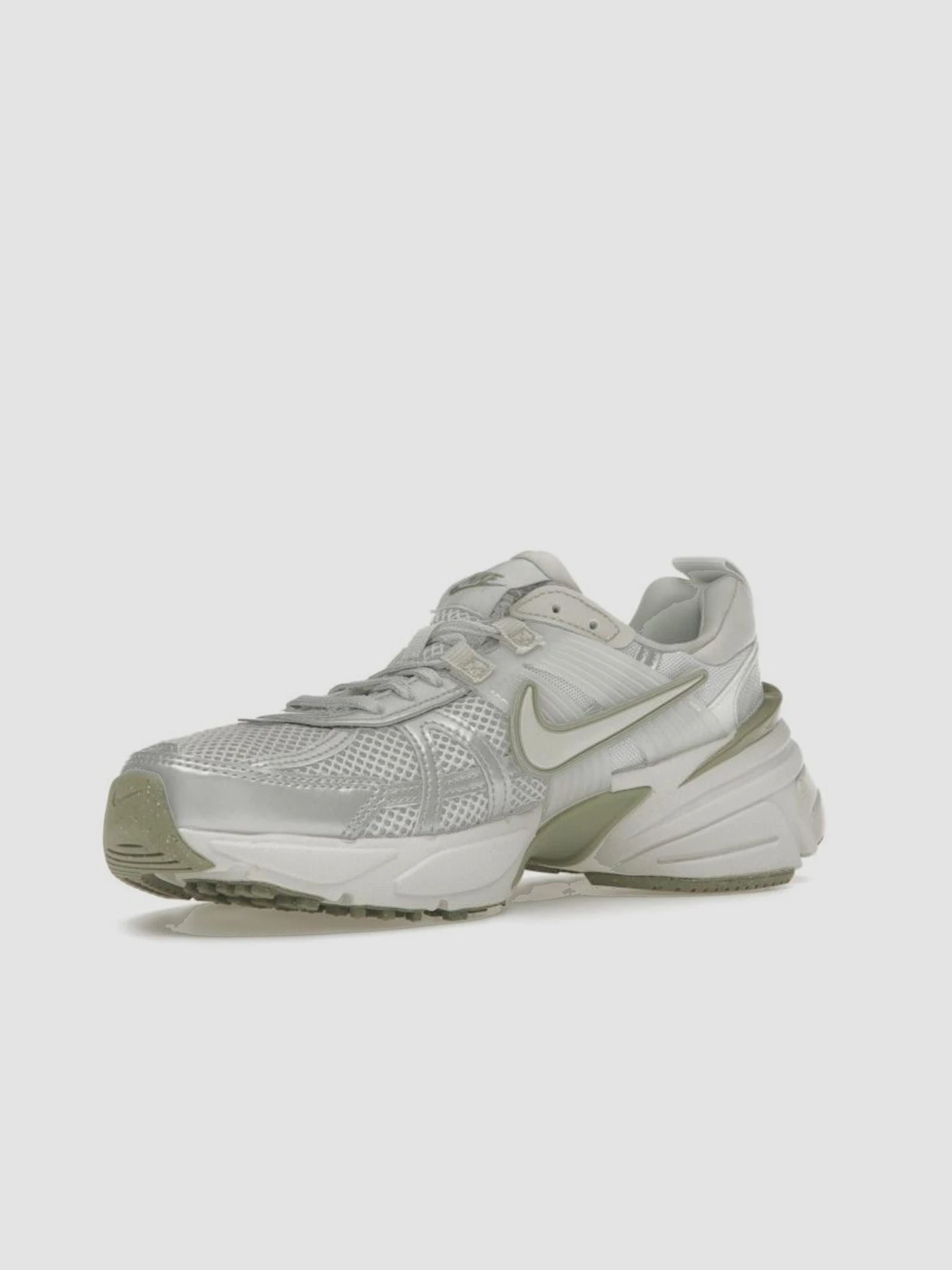 Кроссовки NIKE V2k Run модель FD0736-006 Кроссовки NIKE V2k Run модель FD0736-006 Фото