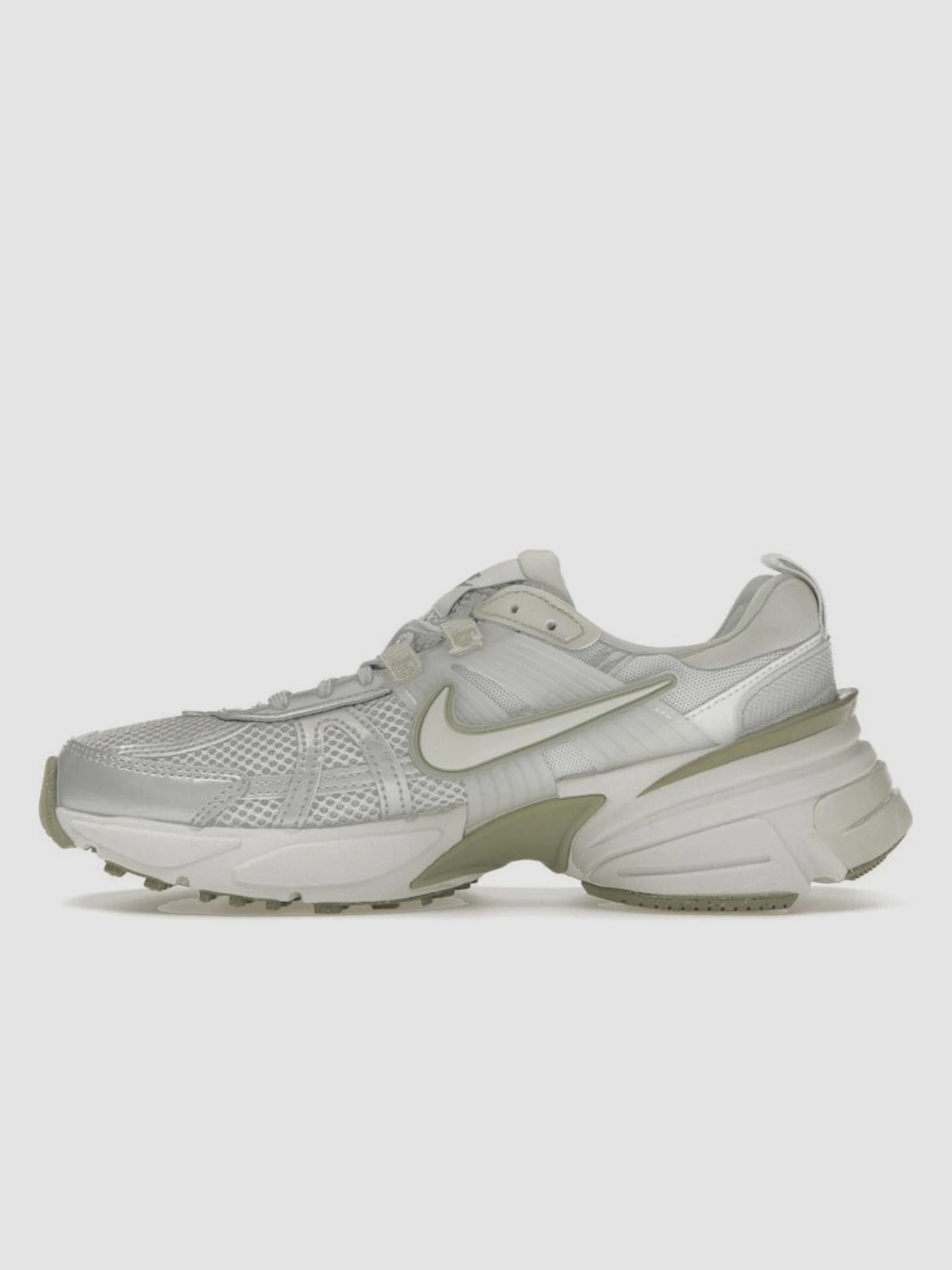 Кроссовки NIKE V2k Run модель FD0736-006 Кроссовки NIKE V2k Run модель FD0736-006 Фото