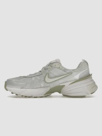 Кроссовки NIKE V2k Run модель FD0736-006 Фото