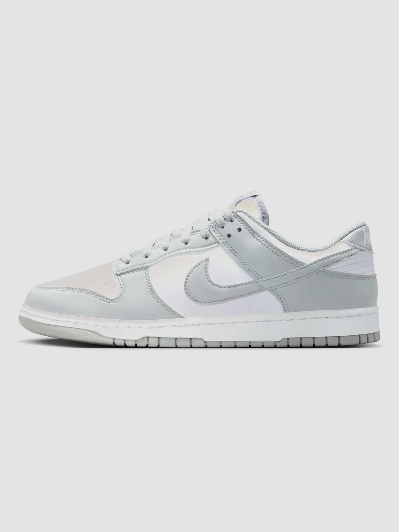 Кроссовки NIKE Dunk Low Retro модель HF5441-105 Фото
