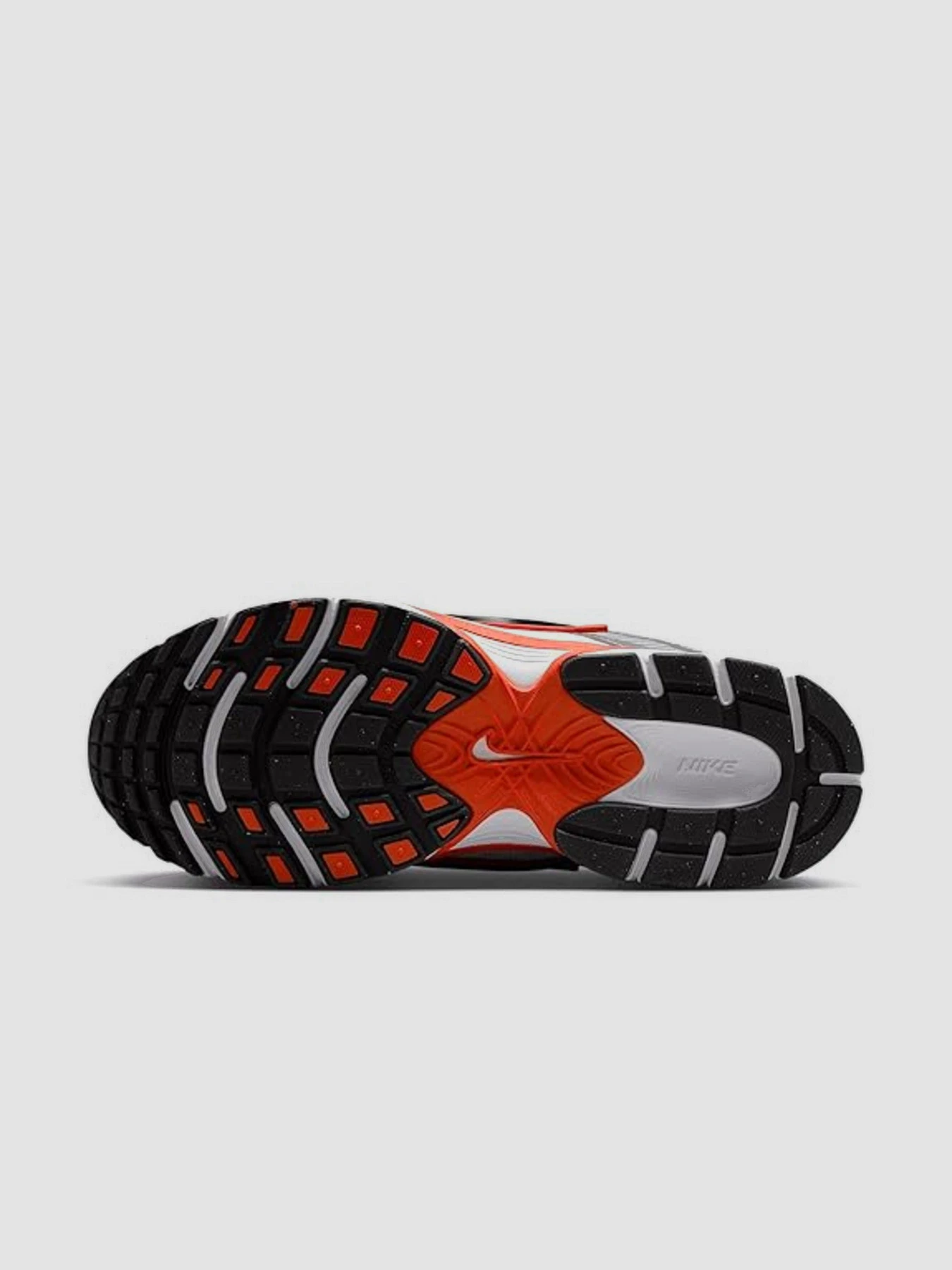 Кроссовки NIKE V5 Rnr модель HQ7901-100 Кроссовки NIKE V5 Rnr модель HQ7901-100 Фото