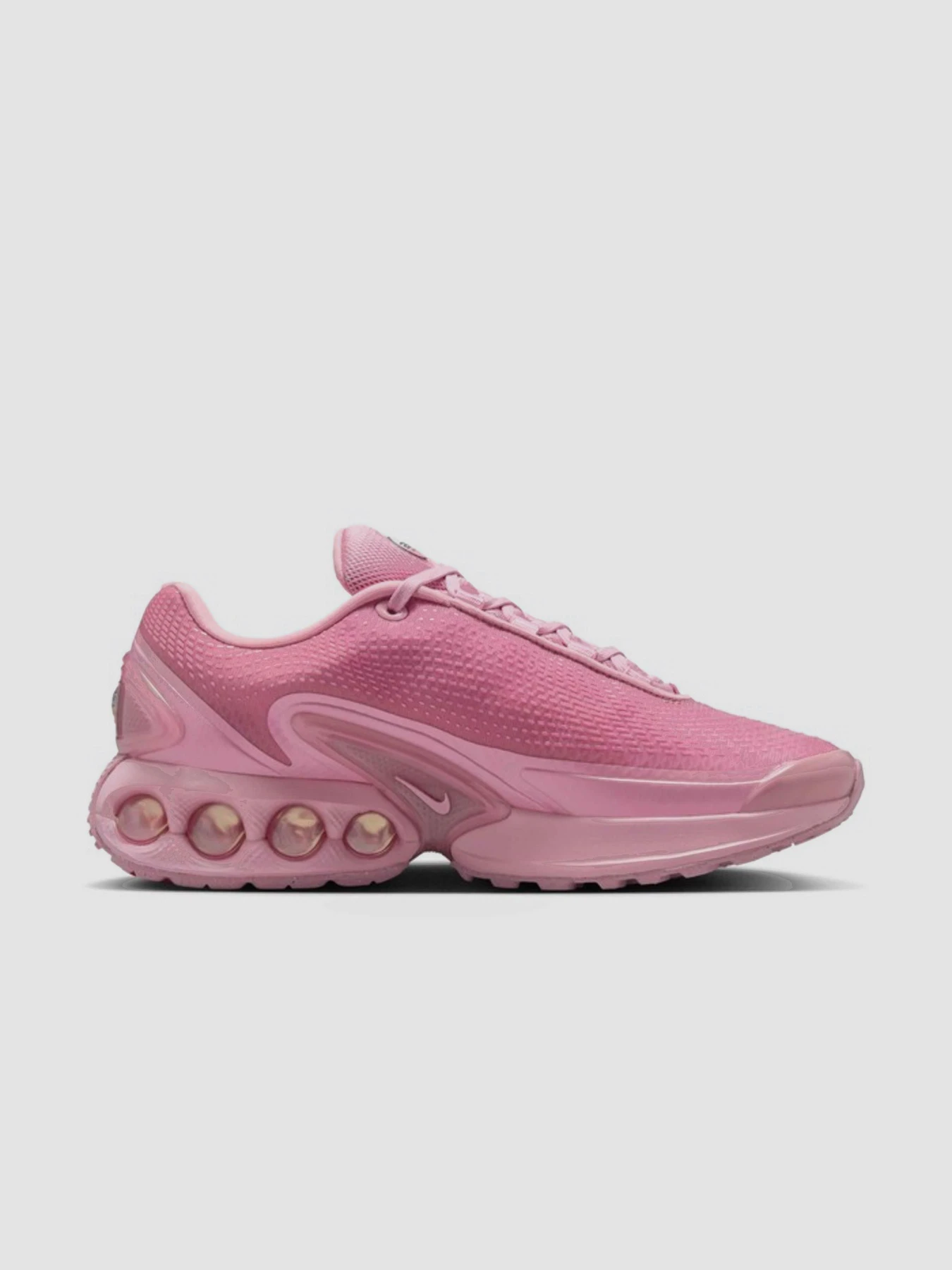 Кроссовки NIKE Air Max Dn модель HV4861-600 Кроссовки NIKE Air Max Dn модель HV4861-600 Фото