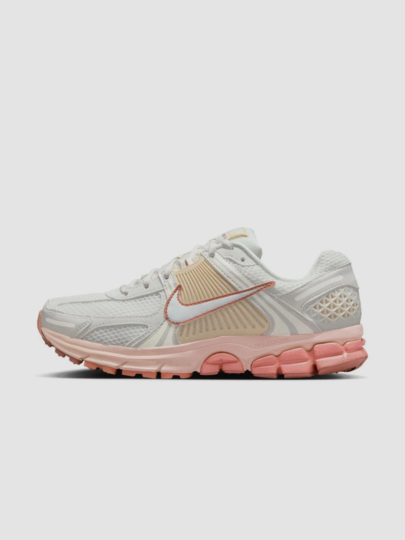 Кроссовки NIKE Zoom Vomero 5 модель FJ2028-002 Кроссовки NIKE Zoom Vomero 5 модель FJ2028-002 Фото