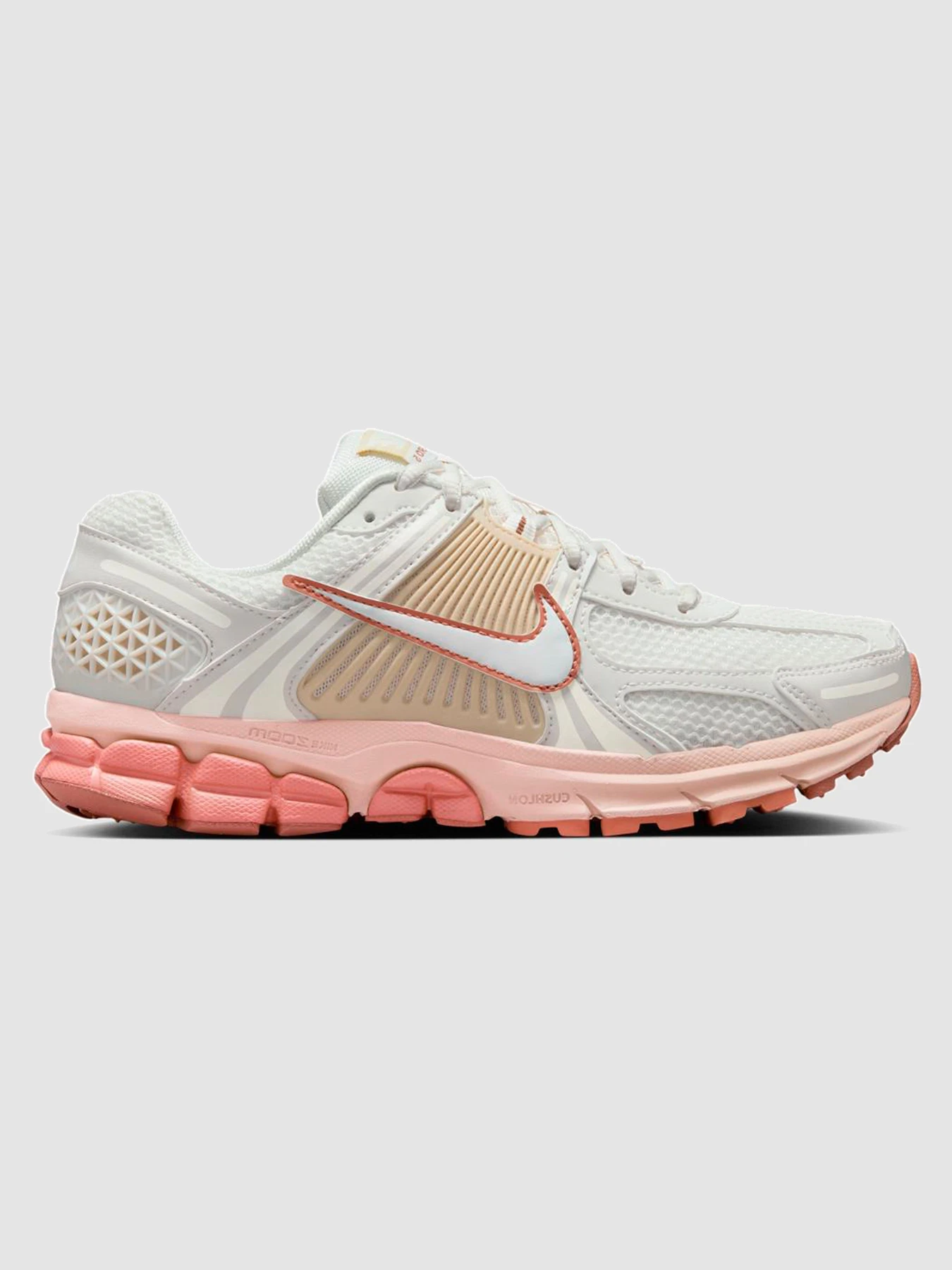 Кроссовки NIKE Zoom Vomero 5 модель FJ2028-002 Кроссовки NIKE Zoom Vomero 5 модель FJ2028-002 Фото