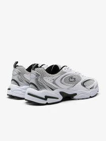 Кроссовки Lacoste модель 749SMA00211R5 Фото