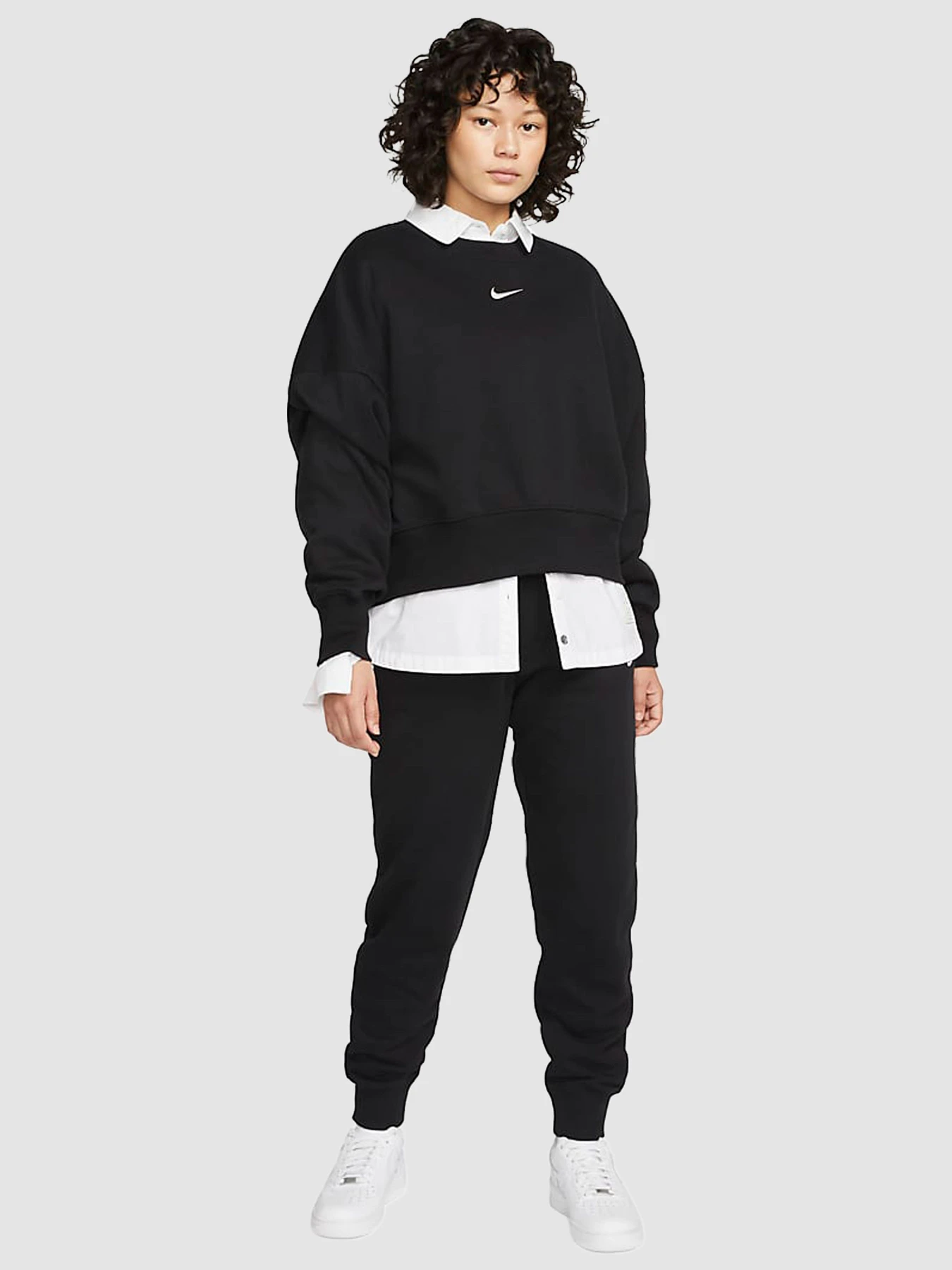 Брюки NIKE Sportswear Phoenix Fleece модель DQ5688-010 Брюки NIKE Sportswear Phoenix Fleece модель DQ5688-010 Фото