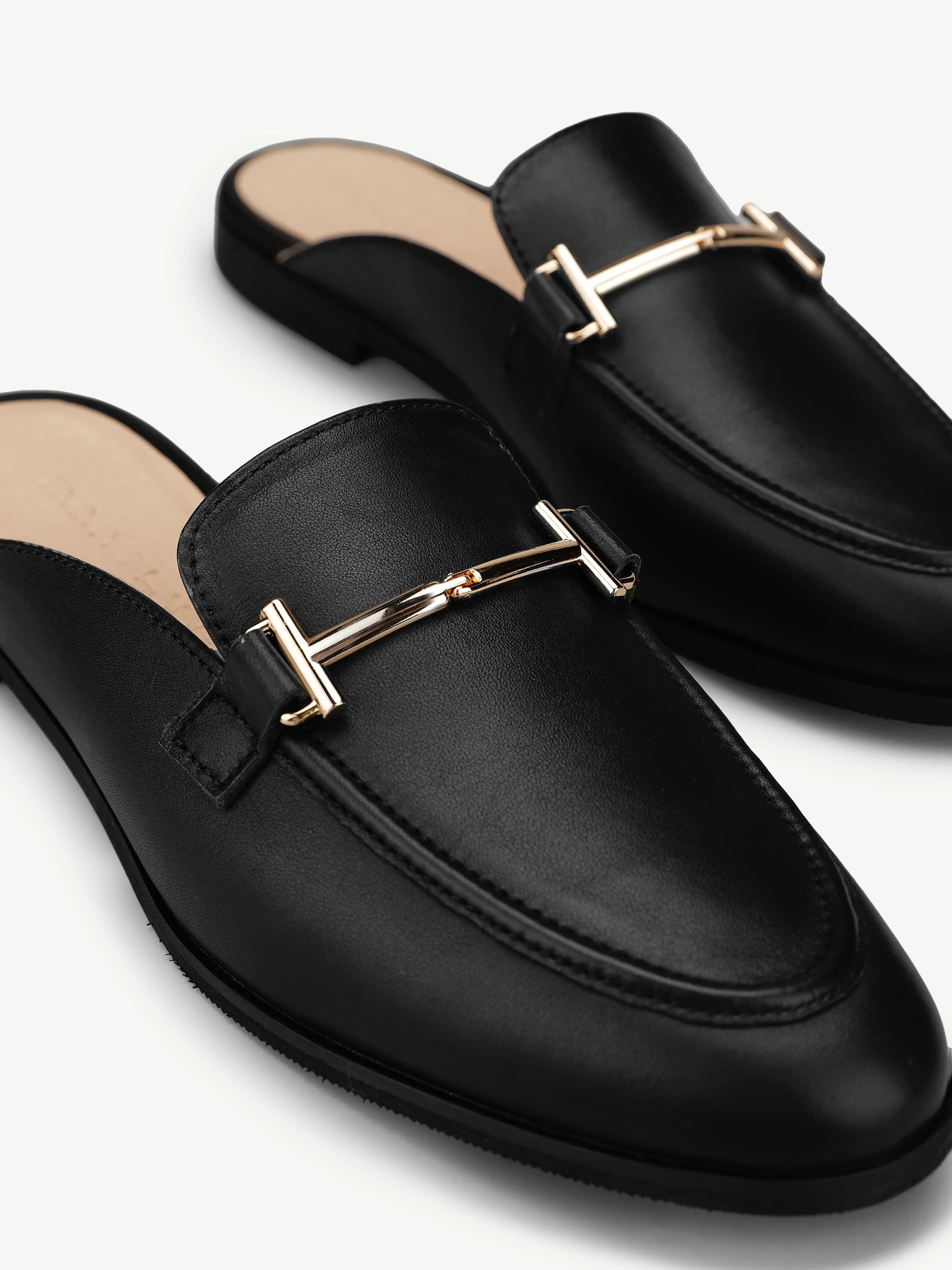Шлёпанцы Emmy Blare модель 115-01 Шлёпанцы Emmy Blare модель 115-01 Фото
