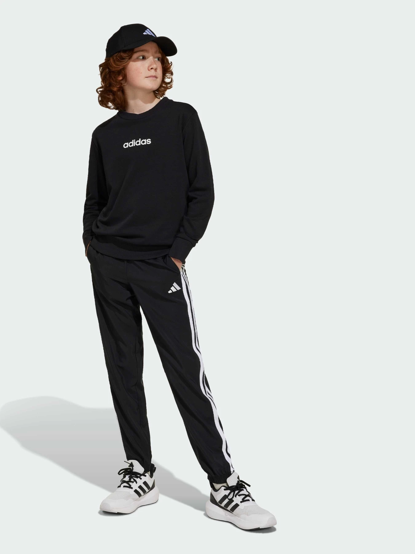 Брюки Adidas Adidas Essentials модель JD6500 Брюки Adidas Adidas Essentials модель JD6500 Фото