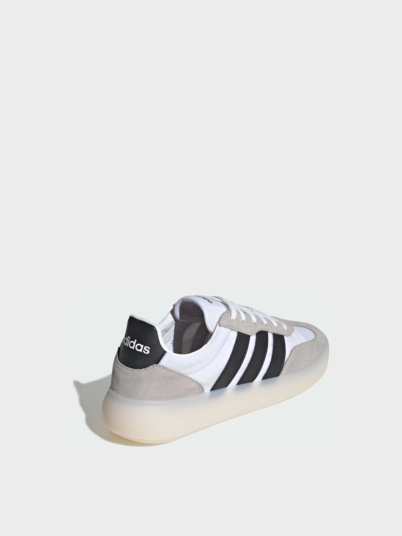Кроссовки Adidas модель JI2315 Кроссовки Adidas модель JI2315 Фото