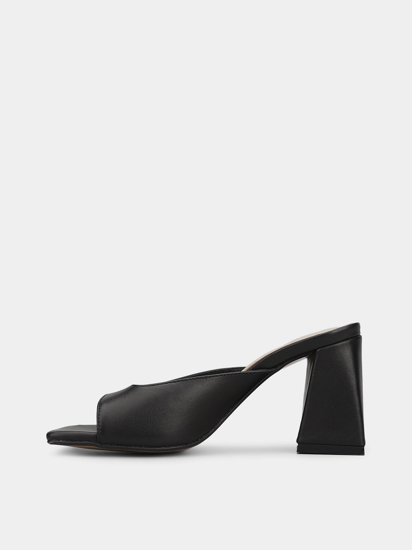 Шлёпанцы Emmy Blare модель 150-01 Шлёпанцы Emmy Blare модель 150-01 Фото