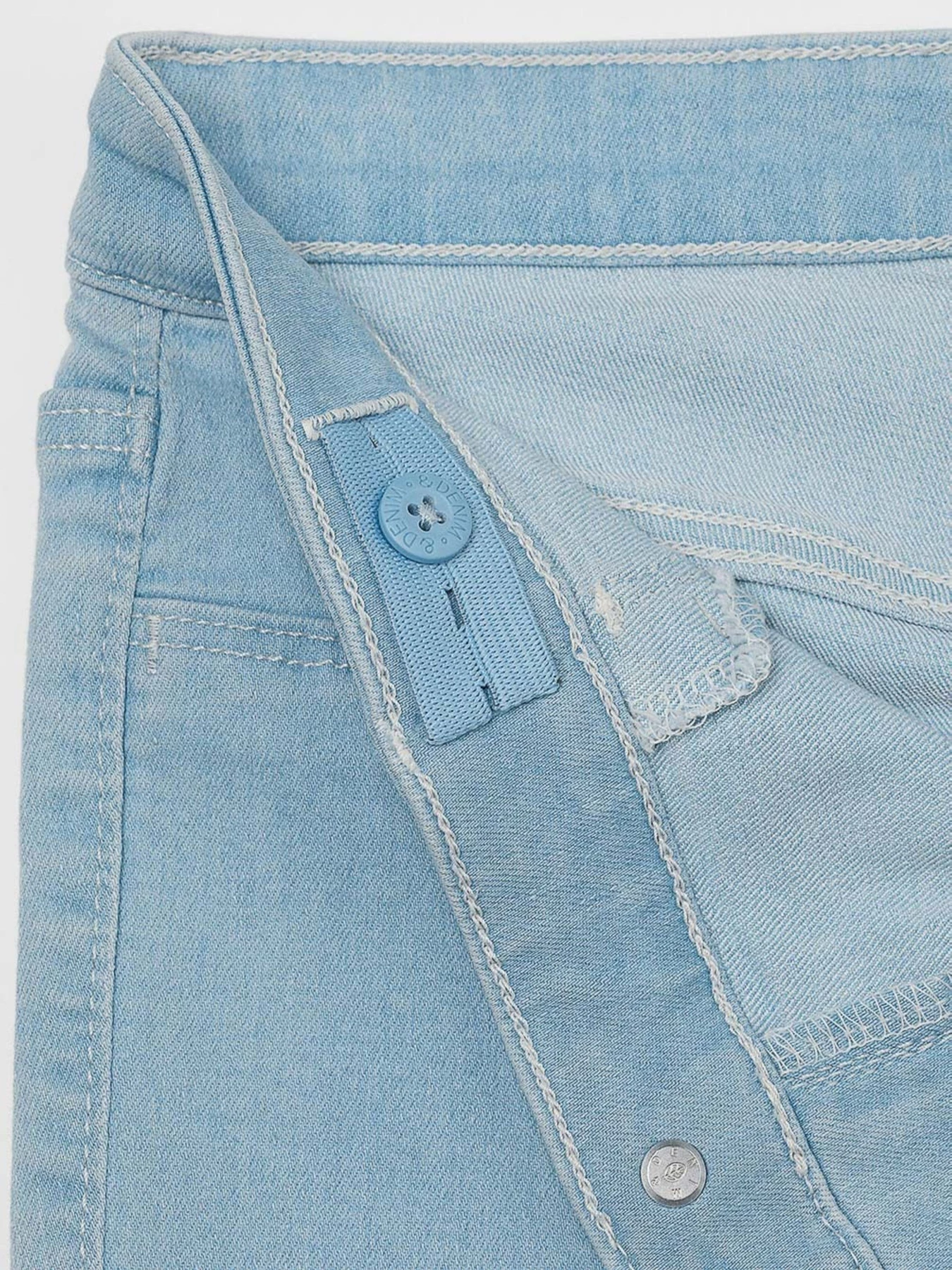 Джинсы H&M модель 77354 Фото
