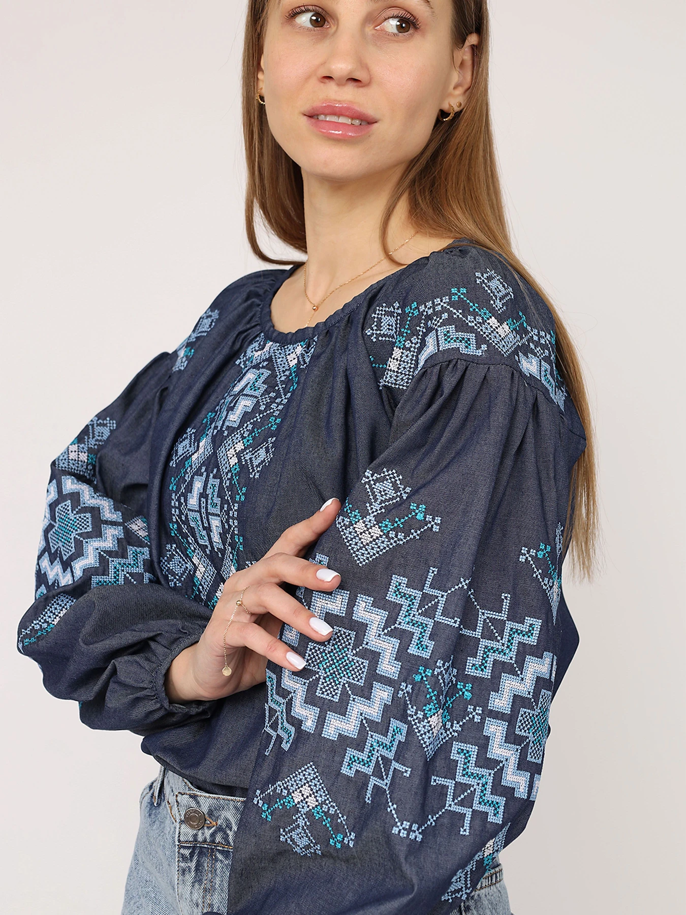 Вышиванки YUKI модель ЦБ-00274103 Вышиванки YUKI модель ЦБ-00274103 Фото