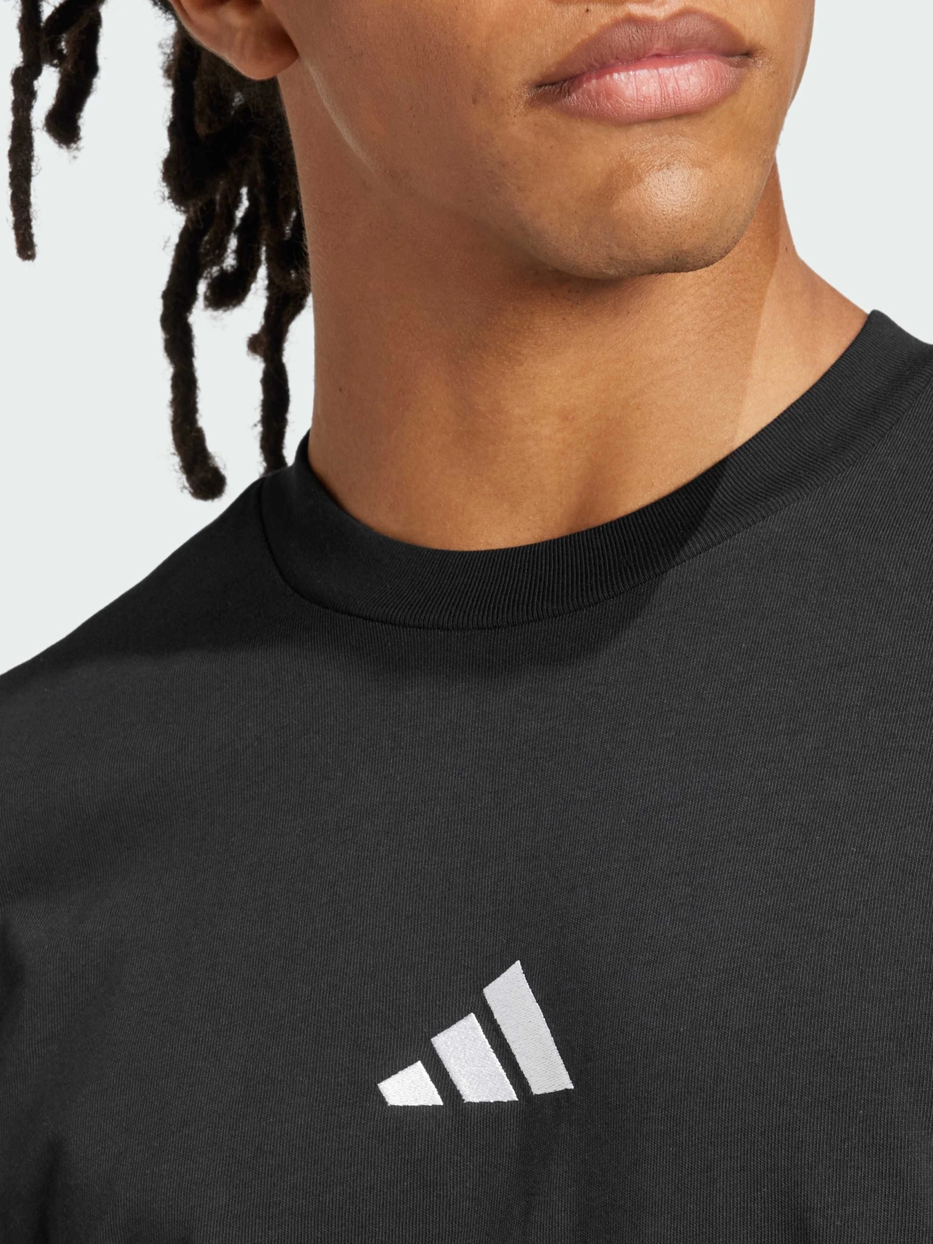 Футболки и поло Adidas модель JE9024 Футболки и поло Adidas модель JE9024 Фото