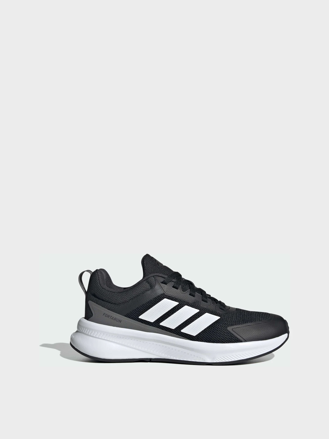 Кросівки Adidas модель JQ5167 Кросівки Adidas модель JQ5167 Фото