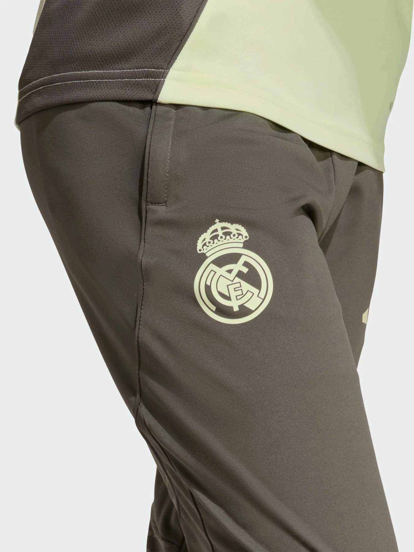 Штани Adidas Tiro модель JP3985 Фото