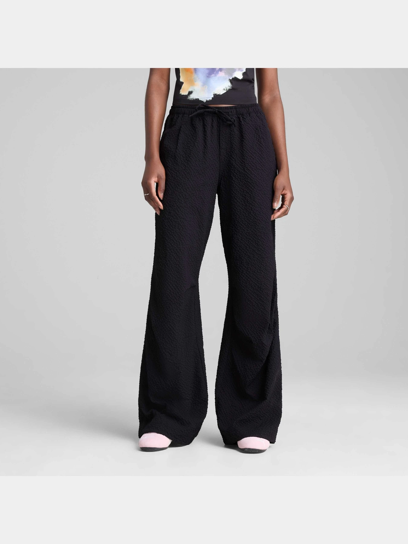 Штани PUMA Yona Parachute Pants модель 629423 Фото