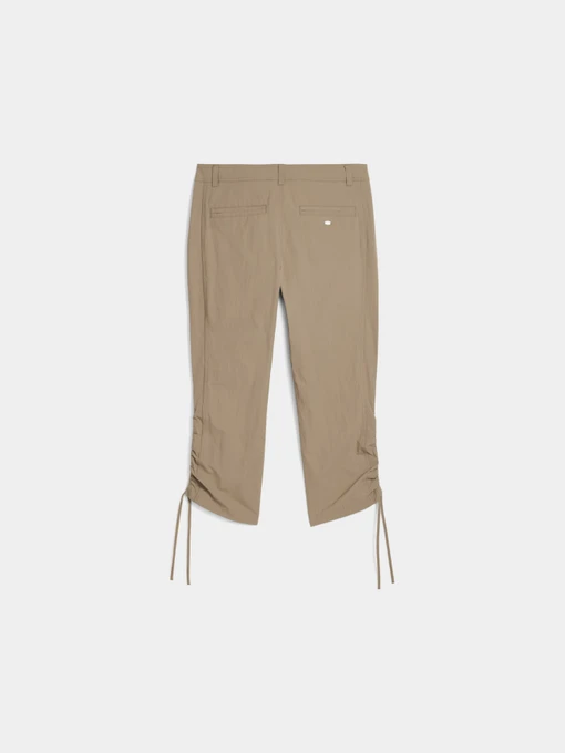 Жіночі Спортивні штани PUMA Yona Capri Pants фото 2