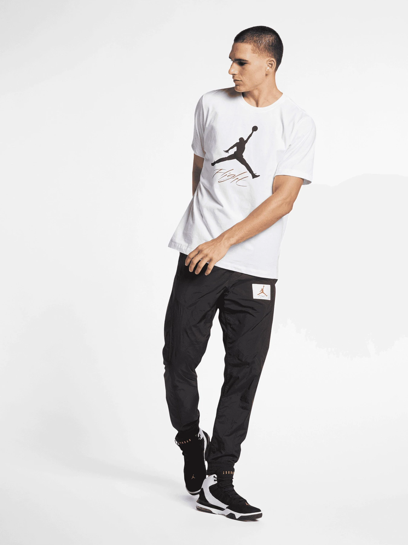 Футболки и поло NIKE модель AO0664.100 Футболки и поло NIKE модель AO0664.100 Фото