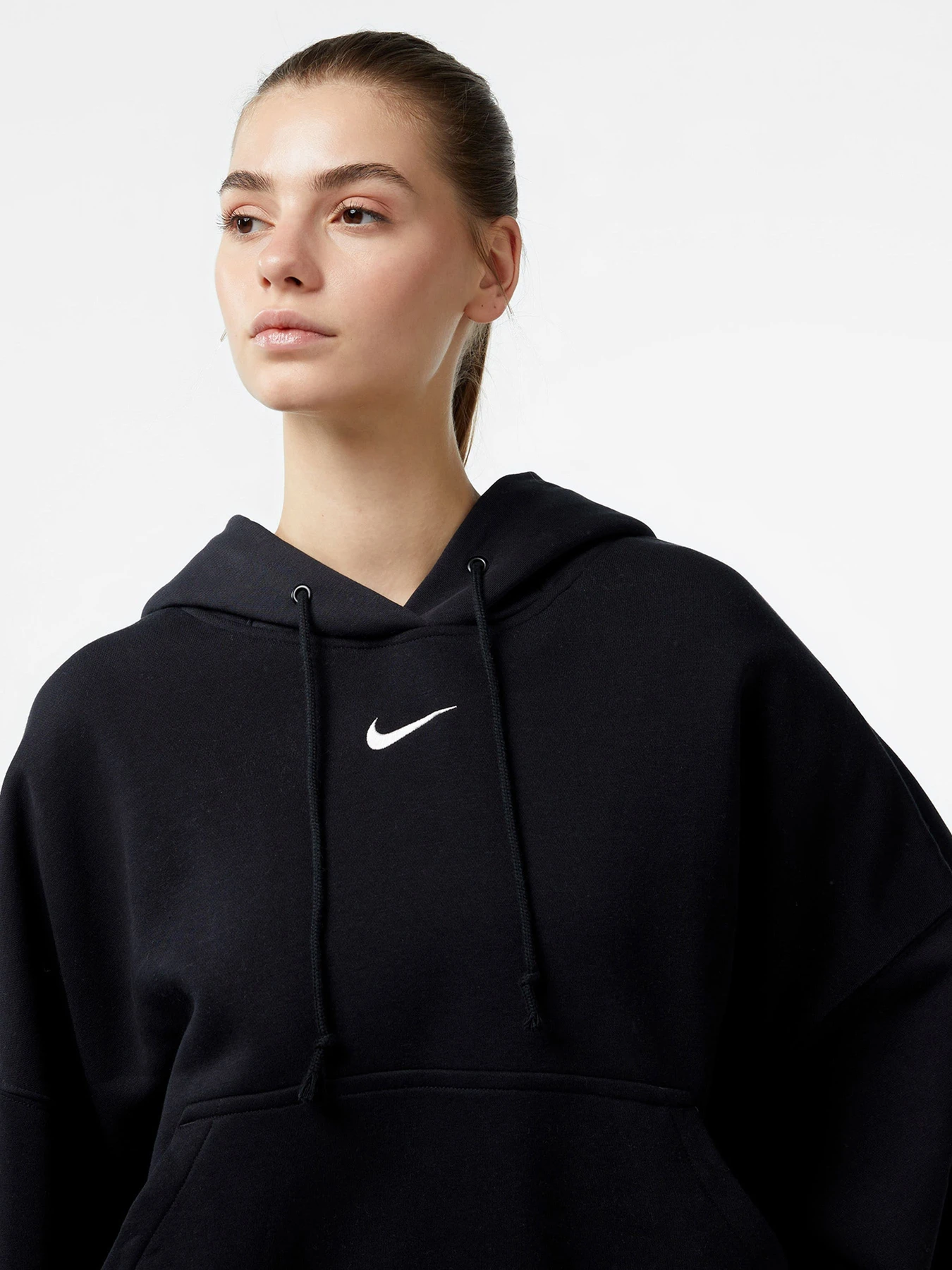 Худи и свитшоты NIKE модель DQ5858.010 Худи и свитшоты NIKE модель DQ5858.010 Фото