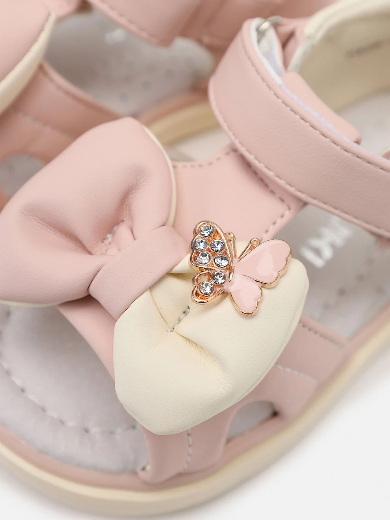 Сандалии YUKI модель ЦБ-00266916 Сандалии YUKI модель ЦБ-00266916 Фото