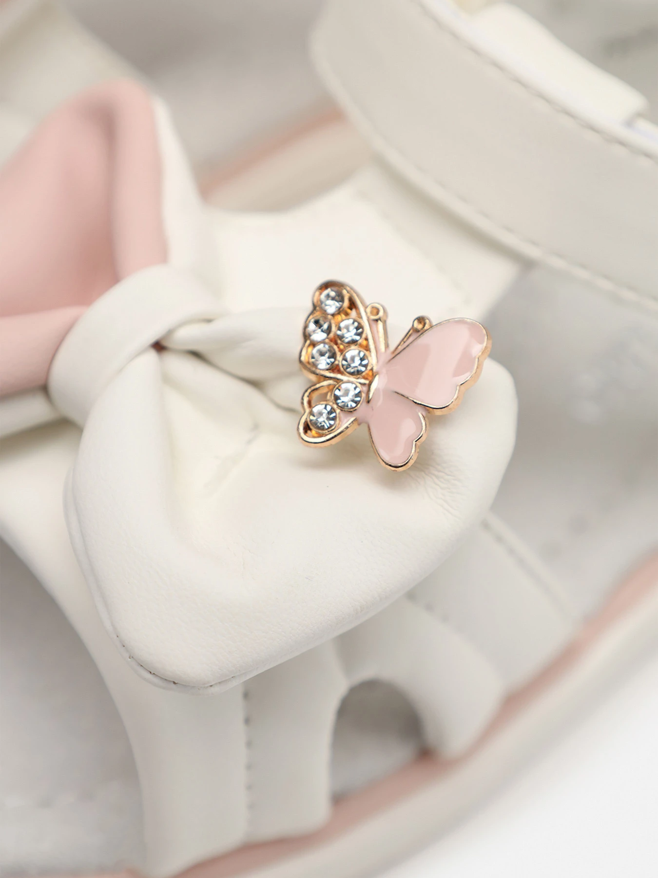 Сандалии YUKI модель ЦБ-00266918 Сандалии YUKI модель ЦБ-00266918 Фото