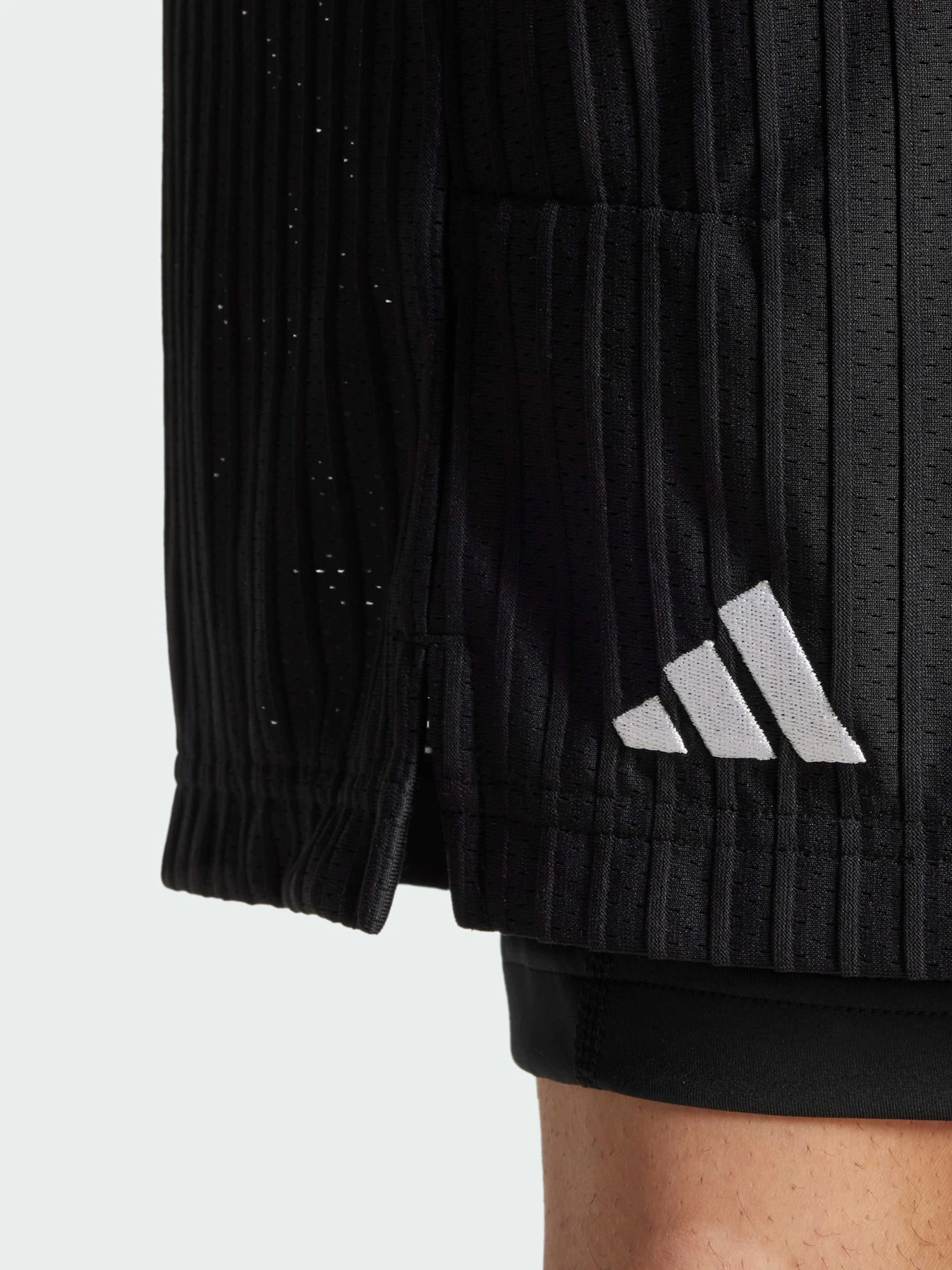 Шорты Adidas модель IS6963 Шорты Adidas модель IS6963 Фото