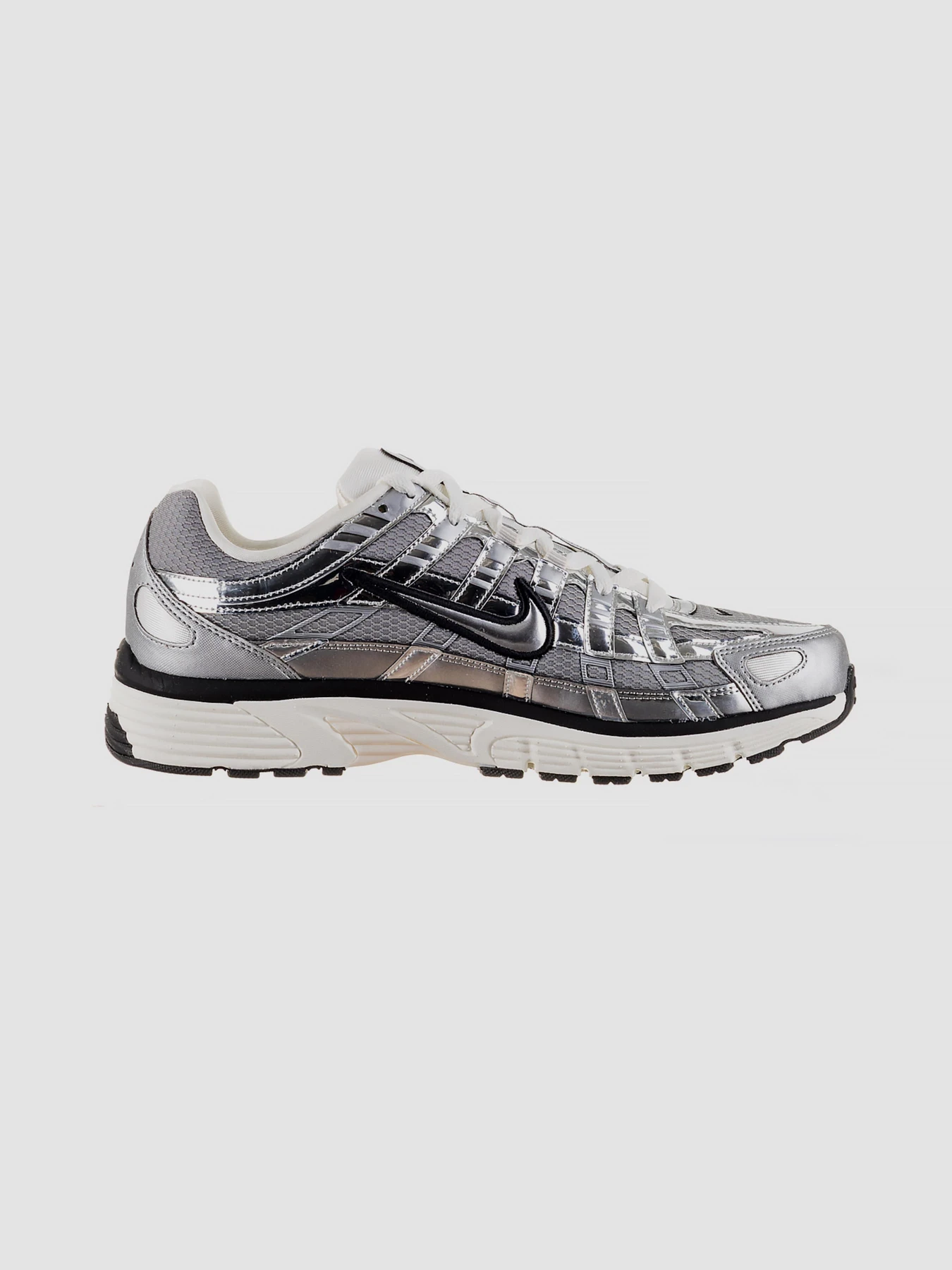 Кросівки NIKE P-6000 модель CN0149-001 Фото