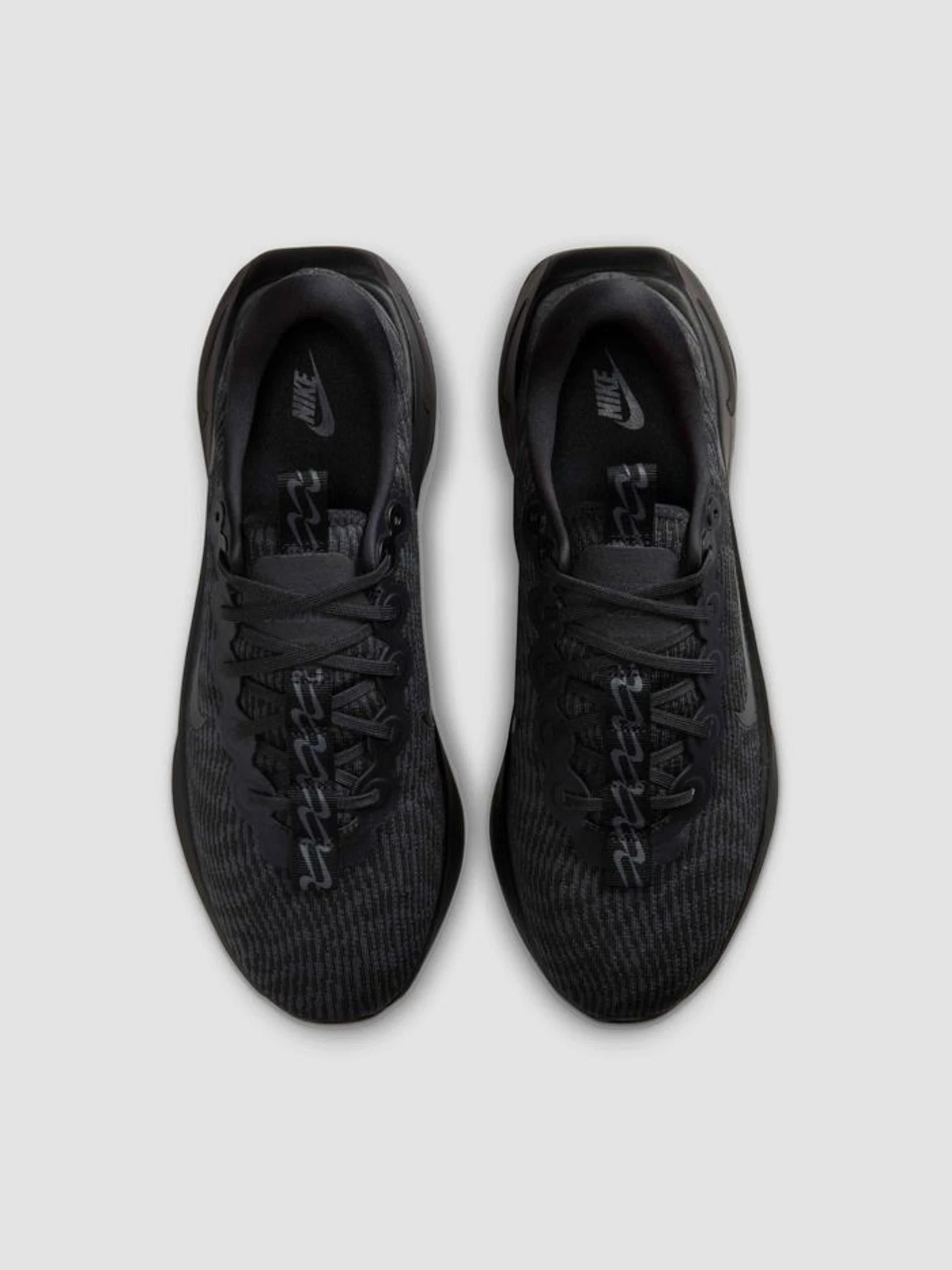 Кроссовки NIKE Motiva модель DV1237-003 Кроссовки NIKE Motiva модель DV1237-003 Фото