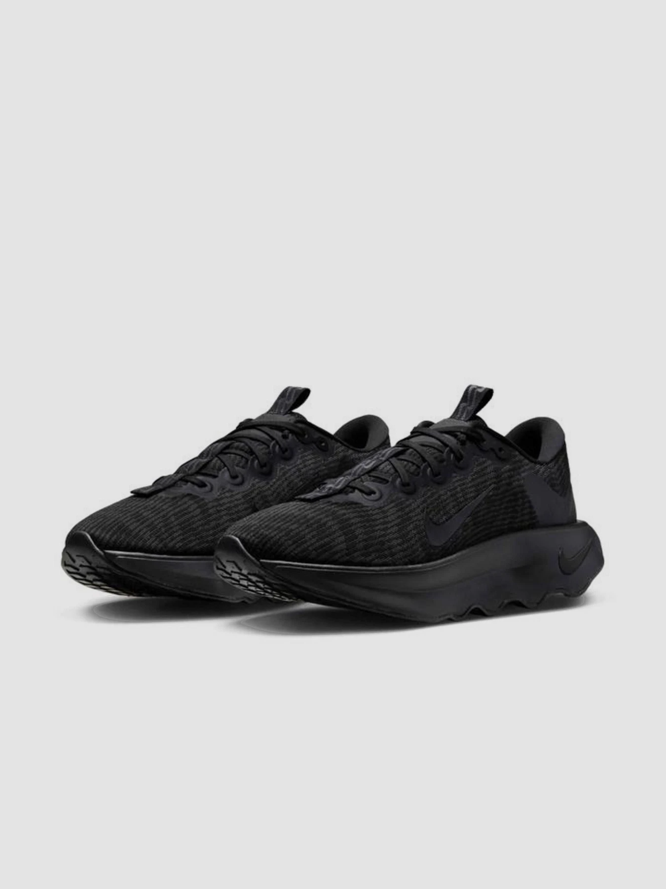 Кроссовки NIKE Motiva модель DV1237-003 Кроссовки NIKE Motiva модель DV1237-003 Фото